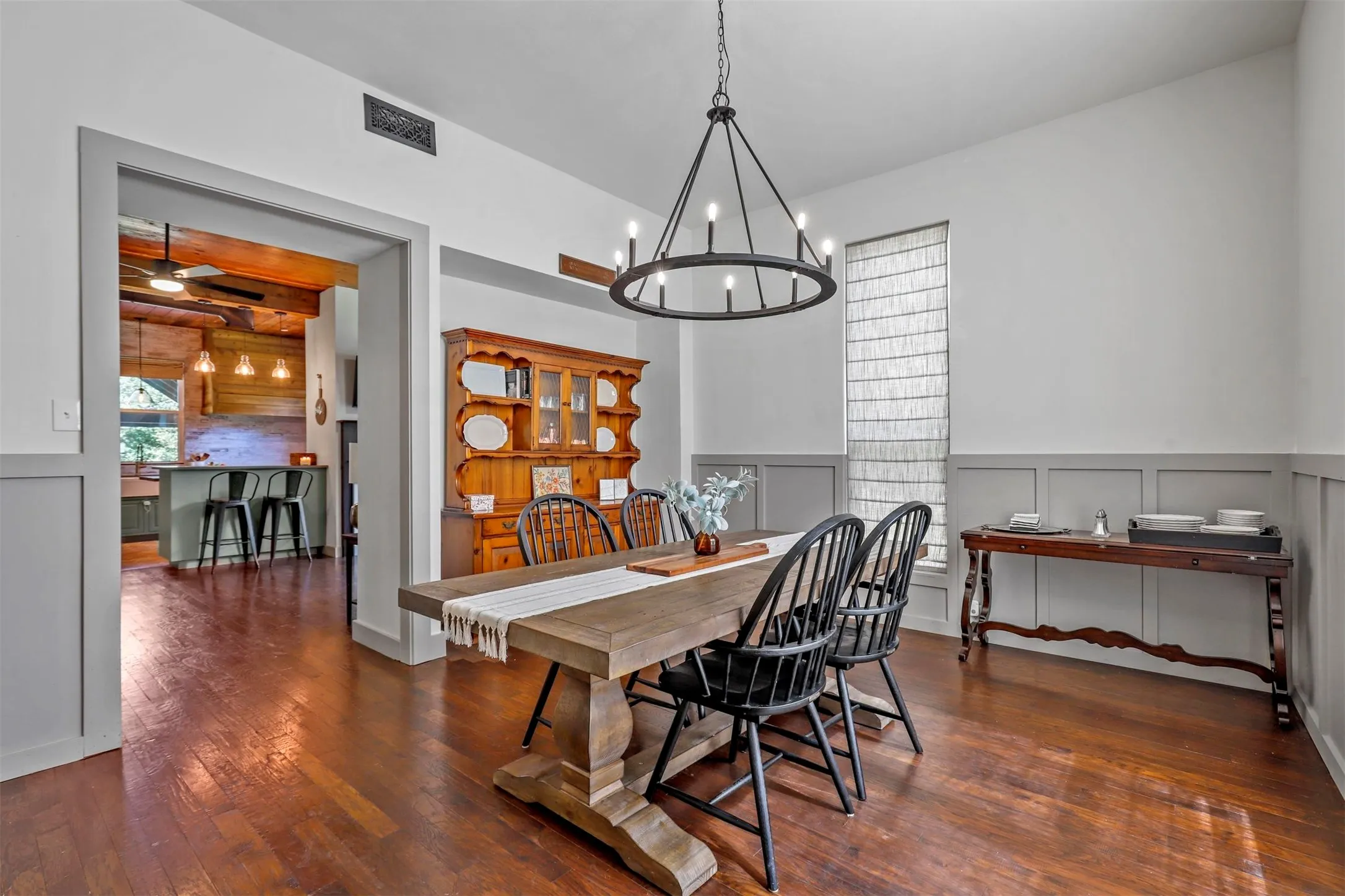 Formal dining room
