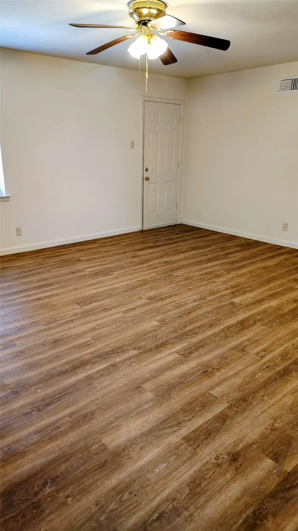 Duplex For Sale in Dallas County , 128 Campbell Street, De Soto, Texas 75115, 4 Bedroom, 2 Bathroom, 2 Garage spaces, 0 Sqft, built in 1963, Preowned, Price $350,000, mls#21227914, Real Estate Agent in De Soto, Homes For Sale in Dallas county, Homes For Sale in De Soto, Realtor in De Soto Texas, Real Estate Brokerage Independent Realty Texas, Luminita Cordes Realtor