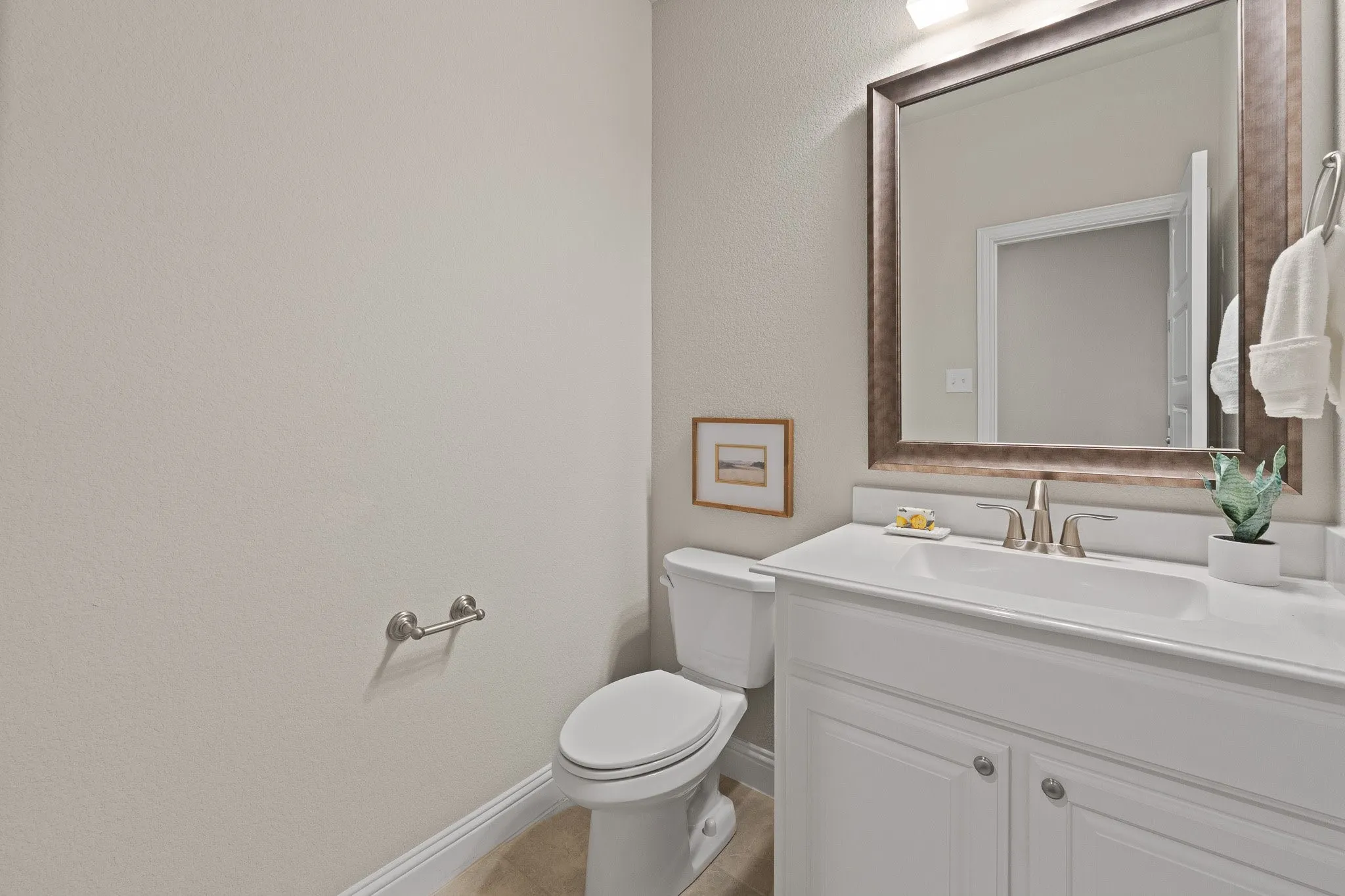 Single Family Residence For Sale in Parker County , 1001 Resolute Road, Millsap, Texas 76066, 3 Bedrooms, 3 Bathrooms, 2 Garage spaces, 2,236 Sqft, built in 2021, Preowned, Price $779,900, mls#21224628, Real Estate Agent in Millsap, Homes For Sale in Parker county, Homes For Sale in Millsap, Realtor in Millsap Texas, Real Estate Brokerage Independent Realty Texas, Luminita Cordes Realtor