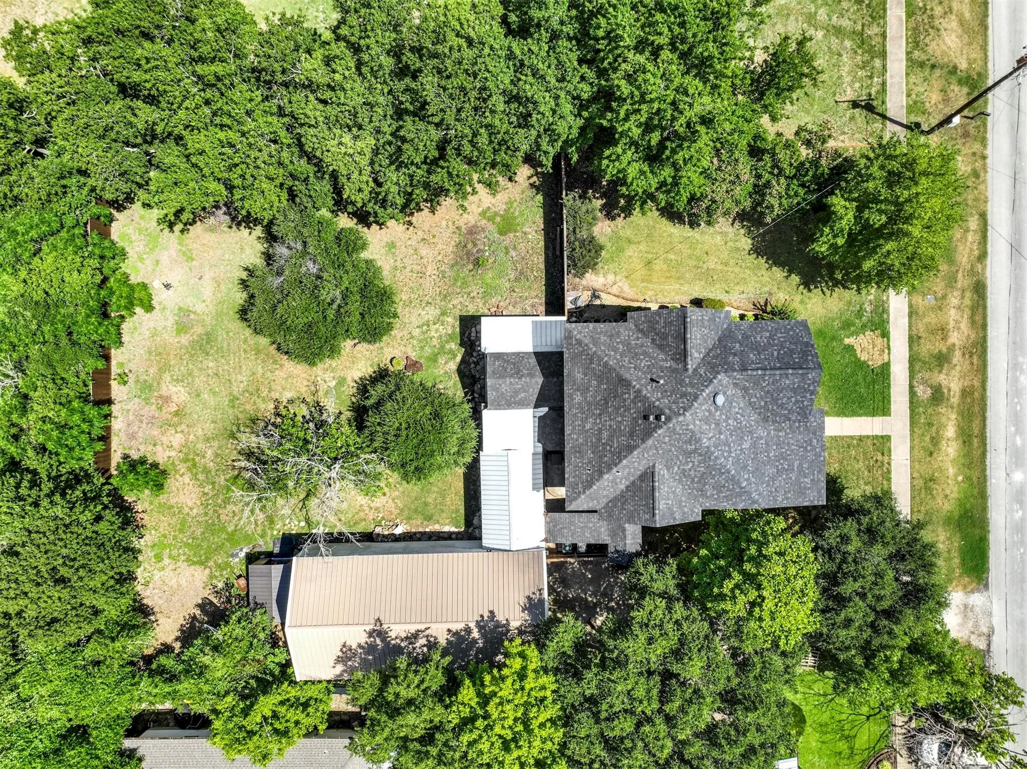 Business For Sale in Ellis County , 115 N 1 st Street, Midlothian, Texas 76065, 0, 0, Garage spaces, 0 Sqft, built in 1902, Preowned, mls#21230012, Real Estate Agent in Midlothian, Homes For Sale in Ellis county, Homes For Sale in Midlothian, Realtor in Midlothian Texas, Real Estate Brokerage Independent Realty Texas, Luminita Cordes Realtor