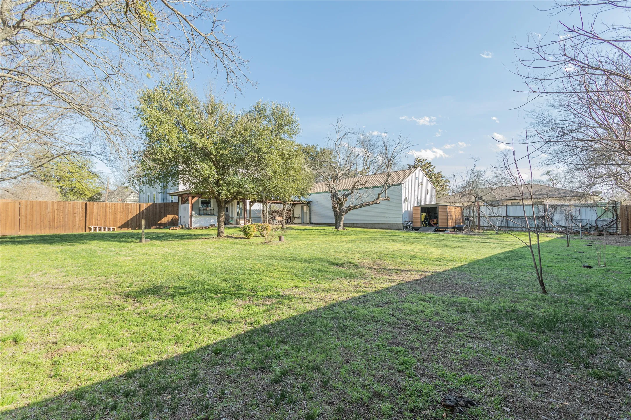Business For Sale in Ellis County , 115 N 1 st Street, Midlothian, Texas 76065, 0, 0, Garage spaces, 0 Sqft, built in 1902, Preowned, mls#21230012, Real Estate Agent in Midlothian, Homes For Sale in Ellis county, Homes For Sale in Midlothian, Realtor in Midlothian Texas, Real Estate Brokerage Independent Realty Texas, Luminita Cordes Realtor