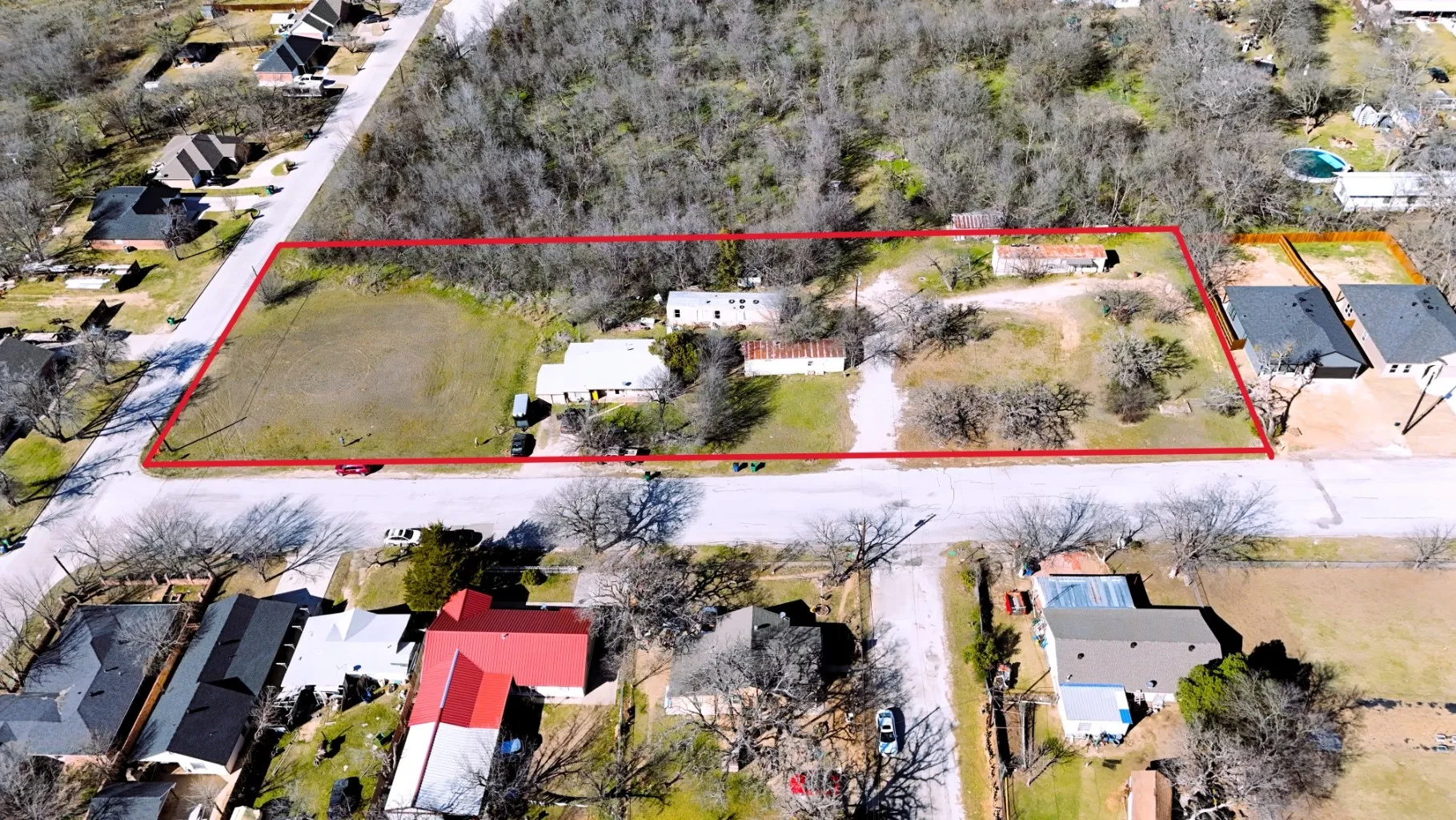 Mobile Home For Sale in Wise County , 1311 Irvin Street, Bridgeport, Texas 76426, 2 Bedroom, 1 Bathroom, Garage spaces, 648 Sqft, built in 1975, Preowned, mls#21230066, Real Estate Agent in Bridgeport, Homes For Sale in Wise county, Homes For Sale in Bridgeport, Realtor in Bridgeport Texas, Real Estate Brokerage Independent Realty Texas, Luminita Cordes Realtor
