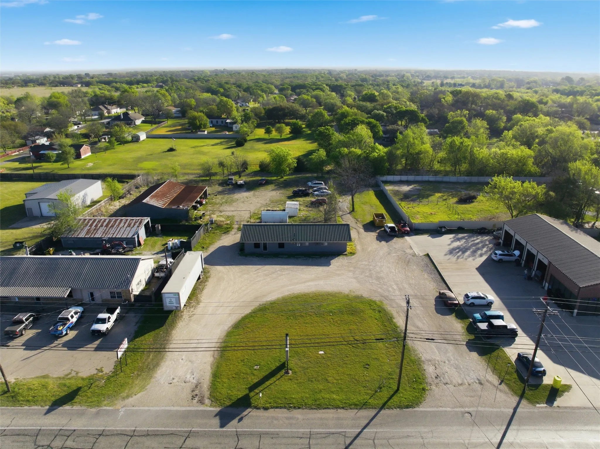 Business For Sale in Mc Lennan County , 510 S Robinson Drive, Robinson, Texas 76706, 0, 0, Garage spaces, 0 Sqft, built in 1987, Preowned, Price $459,999, mls#21219883, Real Estate Agent in Robinson, Homes For Sale in Mc Lennan county, Homes For Sale in Robinson, Realtor in Robinson Texas, Real Estate Brokerage Independent Realty Texas, Luminita Cordes Realtor