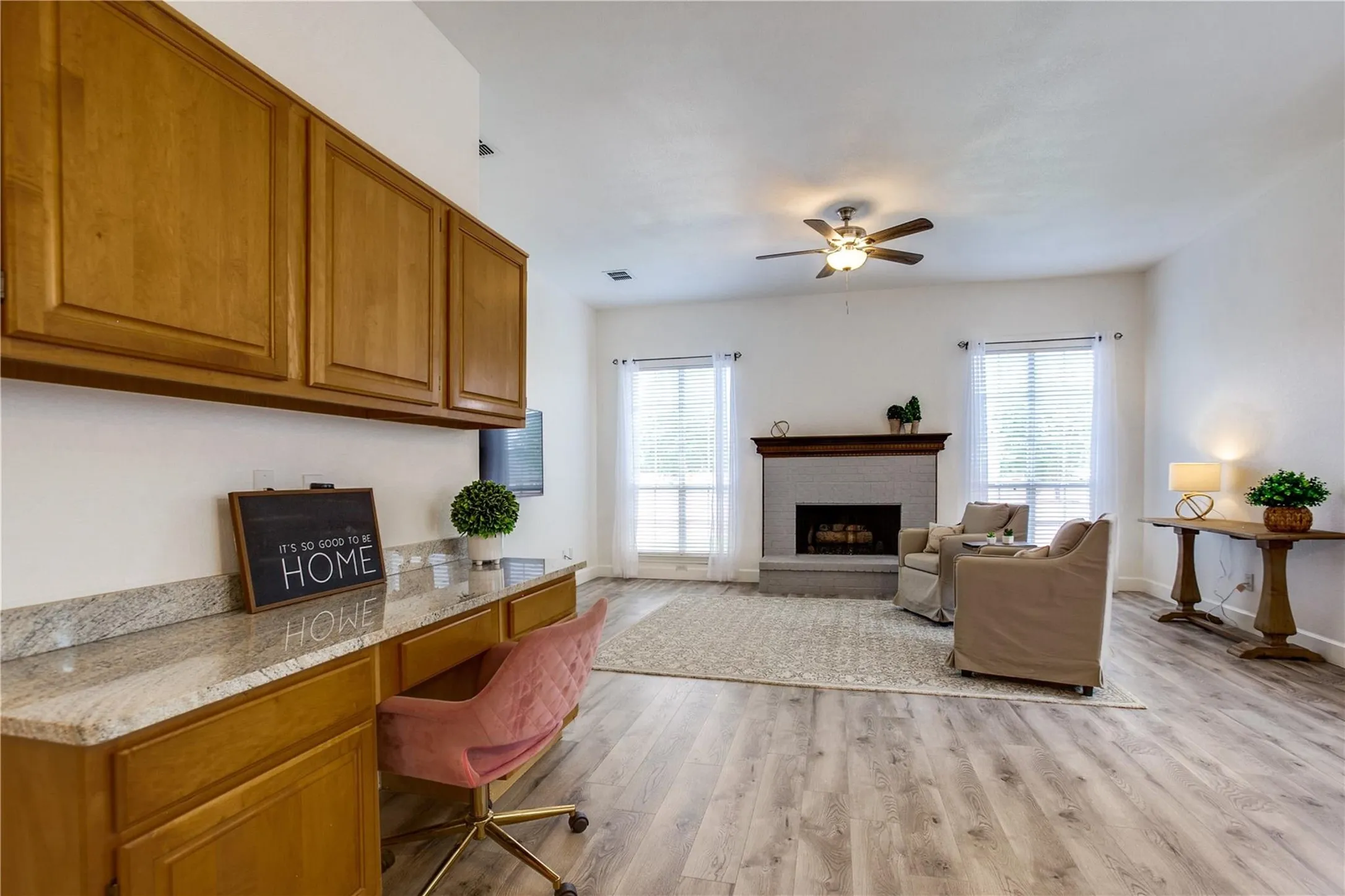 Single Family Residence For Rent in Denton County , 3306 Ashleaf Drive, Carrollton, Texas 75007, 4 Bedroom, 2 Bathroom, 2 Garage spaces, 2,019 Sqft, built in 1991, mls#21229982, Real Estate Agent in Carrollton, Homes For Rent in Denton county, Homes For Rent in Carrollton, Realtor in Carrollton Texas, Real Estate Brokerage Independent Realty Texas, Luminita Cordes Realtor