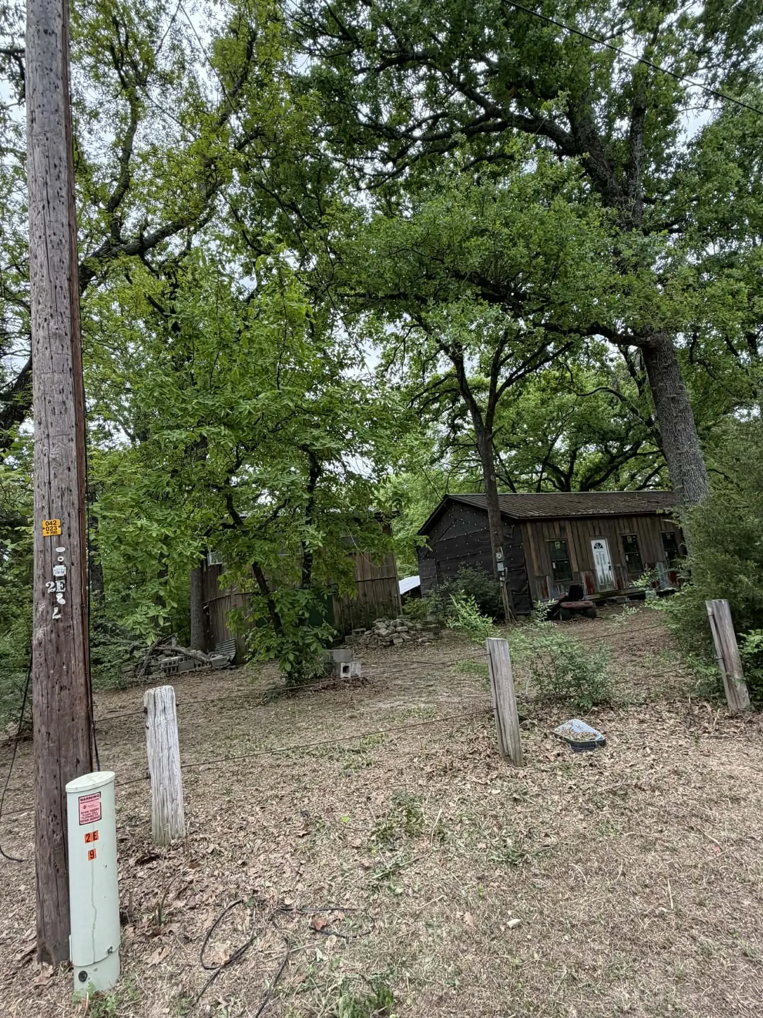 Single Family Residence For Sale in Henderson County , 905 Tupuna Drive, Tool, Texas 75143, 2 Bedroom, 1 Bathroom, Garage spaces, 800 Sqft, built in 2020, Preowned, mls#21226689, Real Estate Agent in Tool, Homes For Sale in Henderson county, Homes For Sale in Tool, Realtor in Tool Texas, Real Estate Brokerage Independent Realty Texas, Luminita Cordes Realtor