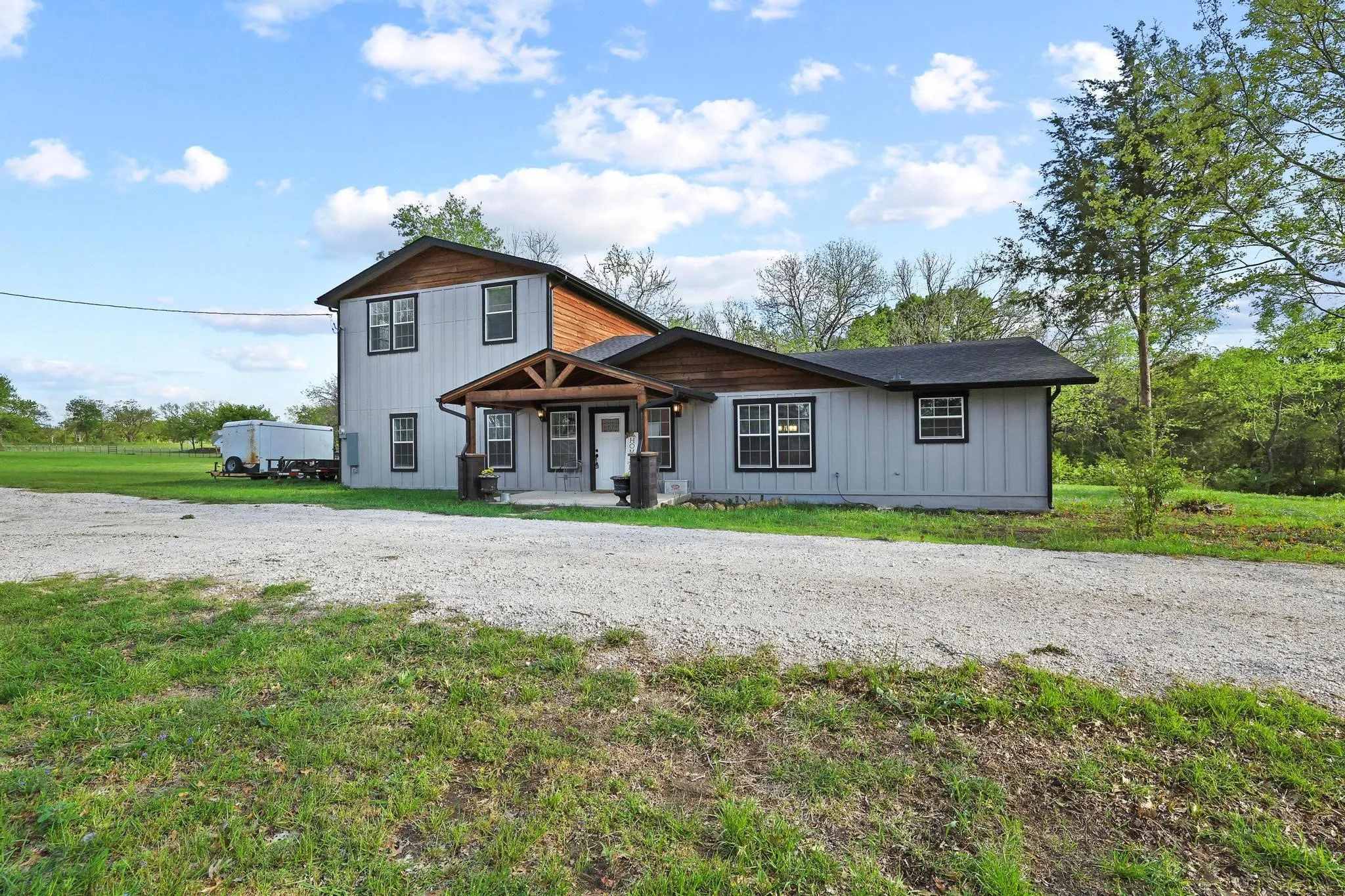 Single Family Residence For Sale in Fannin County , 1604 County Rd 4040, Savoy, Texas 75479, 4 Bedroom, 3 Bathroom, Garage spaces, 2,464 Sqft, built in 2024, New Construction - Complete, mls#21230187, Real Estate Agent in Savoy, Homes For Sale in Fannin county, Homes For Sale in Savoy, Realtor in Savoy Texas, Real Estate Brokerage Independent Realty Texas, Luminita Cordes Realtor