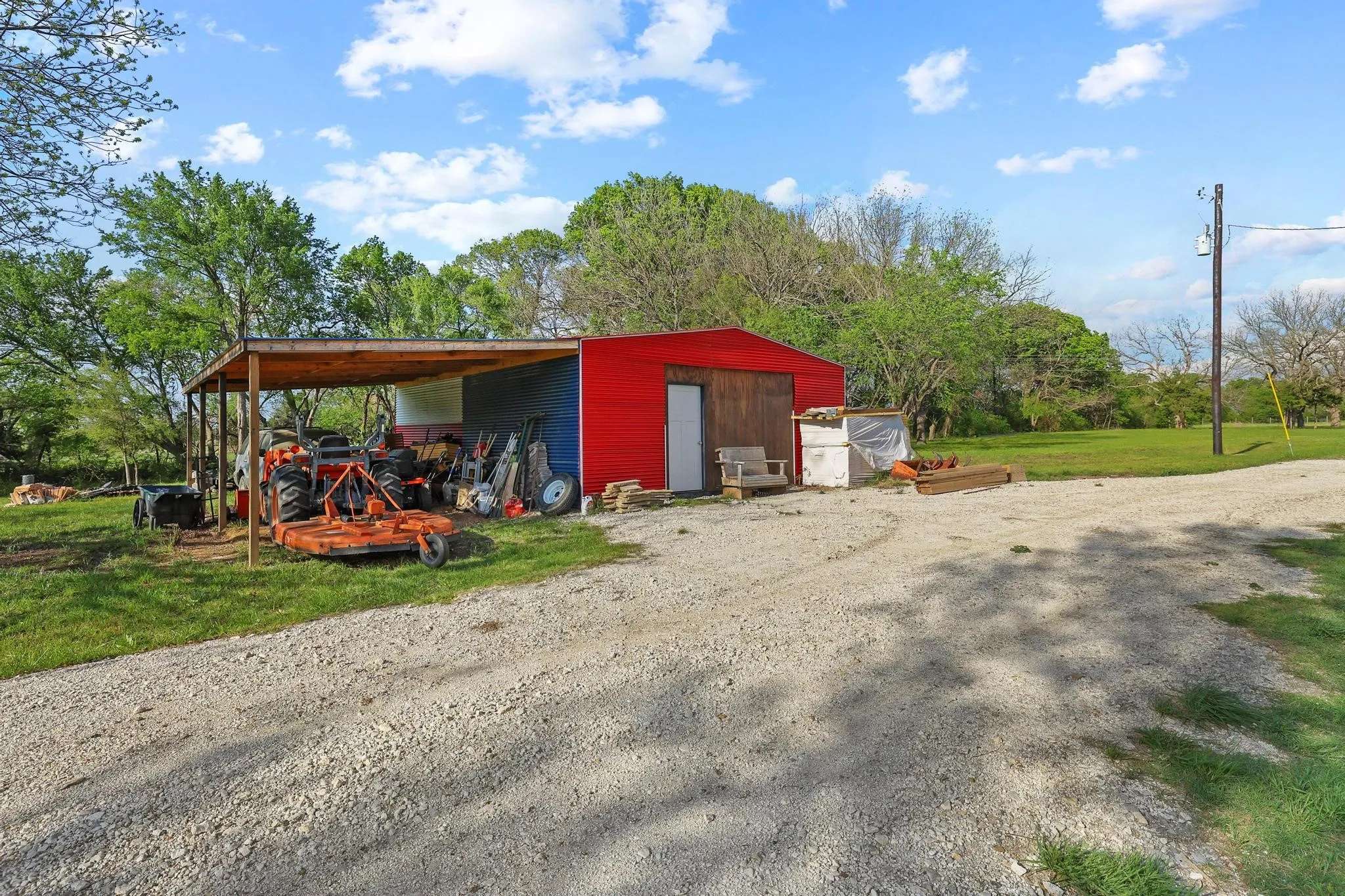 Single Family Residence For Sale in Fannin County , 1604 County Rd 4040, Savoy, Texas 75479, 4 Bedroom, 3 Bathroom, Garage spaces, 2,464 Sqft, built in 2024, New Construction - Complete, mls#21230187, Real Estate Agent in Savoy, Homes For Sale in Fannin county, Homes For Sale in Savoy, Realtor in Savoy Texas, Real Estate Brokerage Independent Realty Texas, Luminita Cordes Realtor