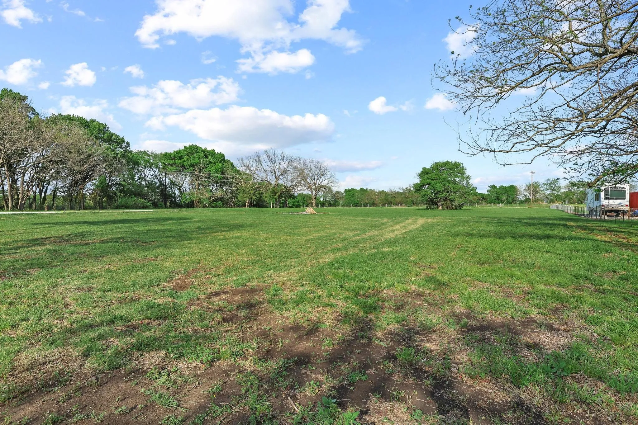 Single Family Residence For Sale in Fannin County , 1604 County Rd 4040, Savoy, Texas 75479, 4 Bedroom, 3 Bathroom, Garage spaces, 2,464 Sqft, built in 2024, New Construction - Complete, mls#21230187, Real Estate Agent in Savoy, Homes For Sale in Fannin county, Homes For Sale in Savoy, Realtor in Savoy Texas, Real Estate Brokerage Independent Realty Texas, Luminita Cordes Realtor