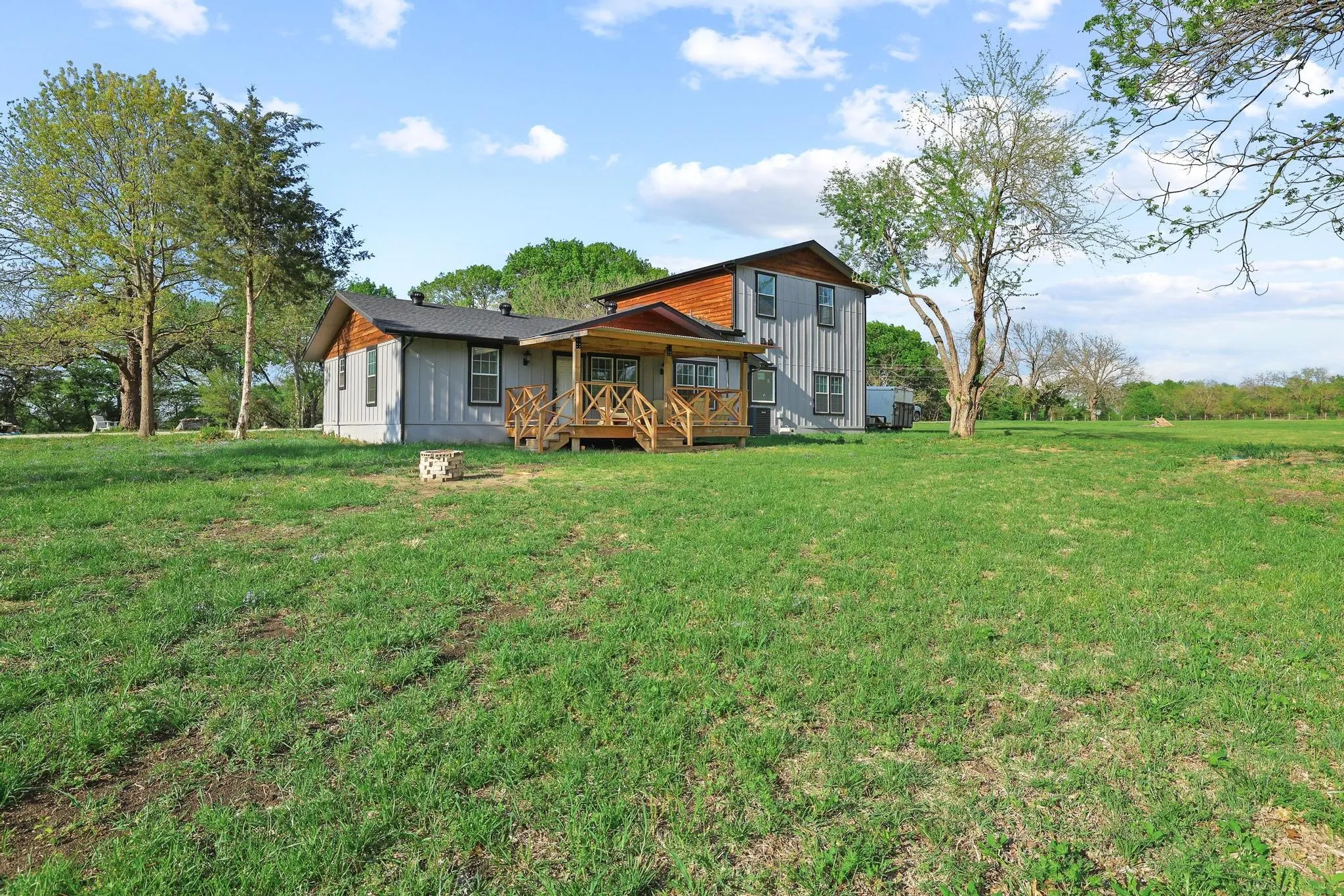 Single Family Residence For Sale in Fannin County , 1604 County Rd 4040, Savoy, Texas 75479, 4 Bedroom, 3 Bathroom, Garage spaces, 2,464 Sqft, built in 2024, New Construction - Complete, mls#21230187, Real Estate Agent in Savoy, Homes For Sale in Fannin county, Homes For Sale in Savoy, Realtor in Savoy Texas, Real Estate Brokerage Independent Realty Texas, Luminita Cordes Realtor