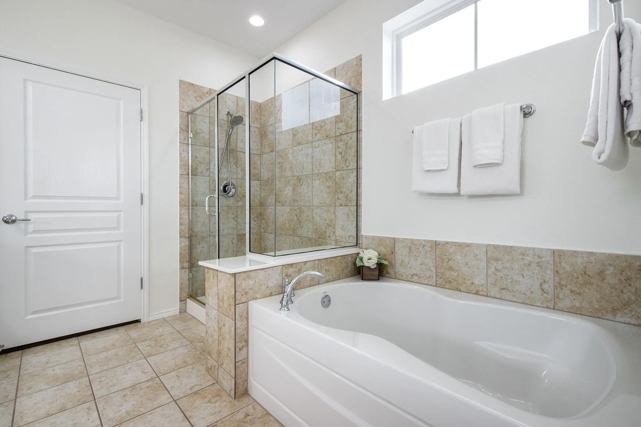 Single Family Residence For Sale in Denton County , 1826 Windy Hill Drive, Frisco, Texas 75036, 3 Bedroom, 2 Bathroom, 2 Garage spaces, 1,976 Sqft, built in 2011, mls#21229018, Real Estate Agent in Frisco, Homes For Sale in Denton county, Homes For Sale in Frisco, Realtor in Frisco Texas, Real Estate Brokerage Independent Realty Texas, Luminita Cordes Realtor