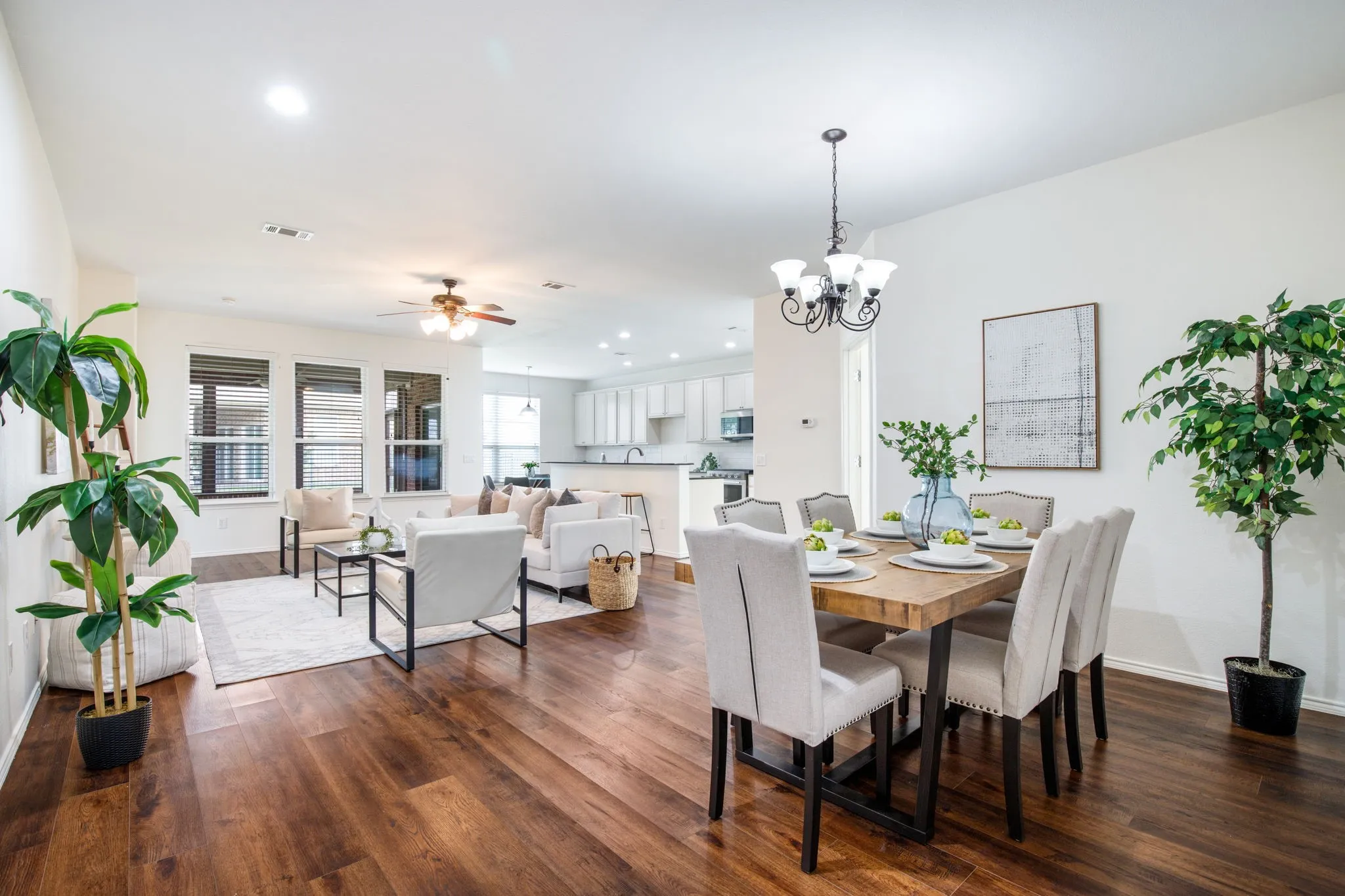 Single Family Residence For Sale in Denton County , 1826 Windy Hill Drive, Frisco, Texas 75036, 3 Bedroom, 2 Bathroom, 2 Garage spaces, 1,976 Sqft, built in 2011, mls#21229018, Real Estate Agent in Frisco, Homes For Sale in Denton county, Homes For Sale in Frisco, Realtor in Frisco Texas, Real Estate Brokerage Independent Realty Texas, Luminita Cordes Realtor