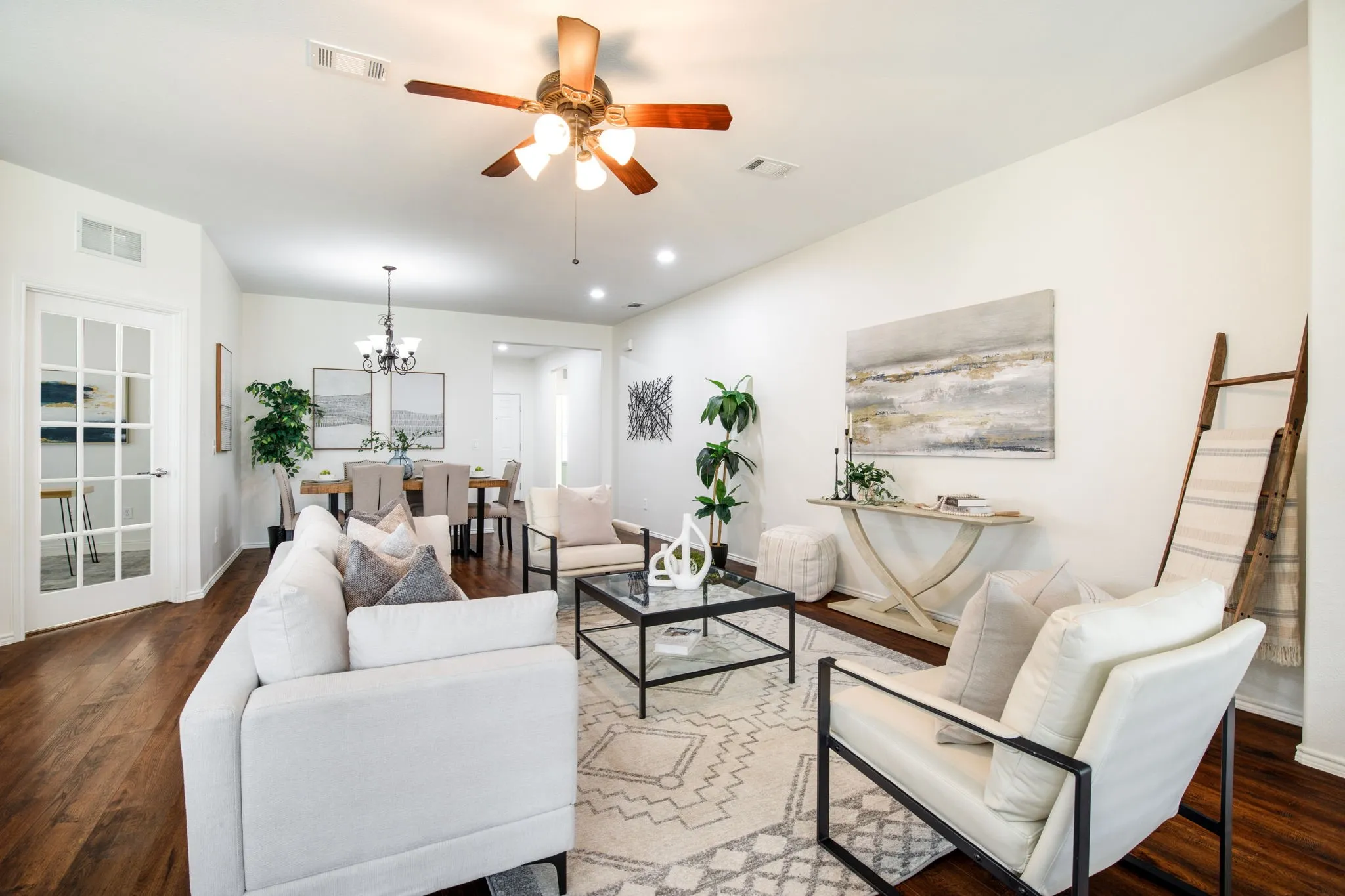 Single Family Residence For Sale in Denton County , 1826 Windy Hill Drive, Frisco, Texas 75036, 3 Bedroom, 2 Bathroom, 2 Garage spaces, 1,976 Sqft, built in 2011, mls#21229018, Real Estate Agent in Frisco, Homes For Sale in Denton county, Homes For Sale in Frisco, Realtor in Frisco Texas, Real Estate Brokerage Independent Realty Texas, Luminita Cordes Realtor