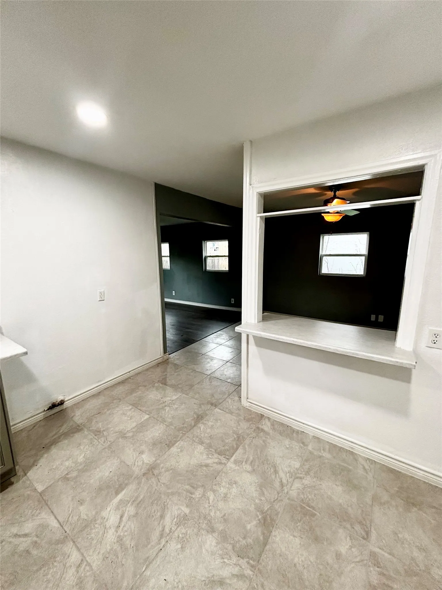 Single Family Residence For Sale in Dallas County , 4247 SUMMITT RIDGE, Dallas, Texas 75216, 3 Bedrooms, 2 Bathrooms, 1 Garage spaces, 1,473 Sqft, built in 1958, Price $275,499, mls#21230332, Real Estate Agent in Dallas, Homes For Sale in Dallas county, Homes For Sale in Dallas, Realtor in Dallas Texas, Real Estate Brokerage Independent Realty Texas, Luminita Cordes Realtor