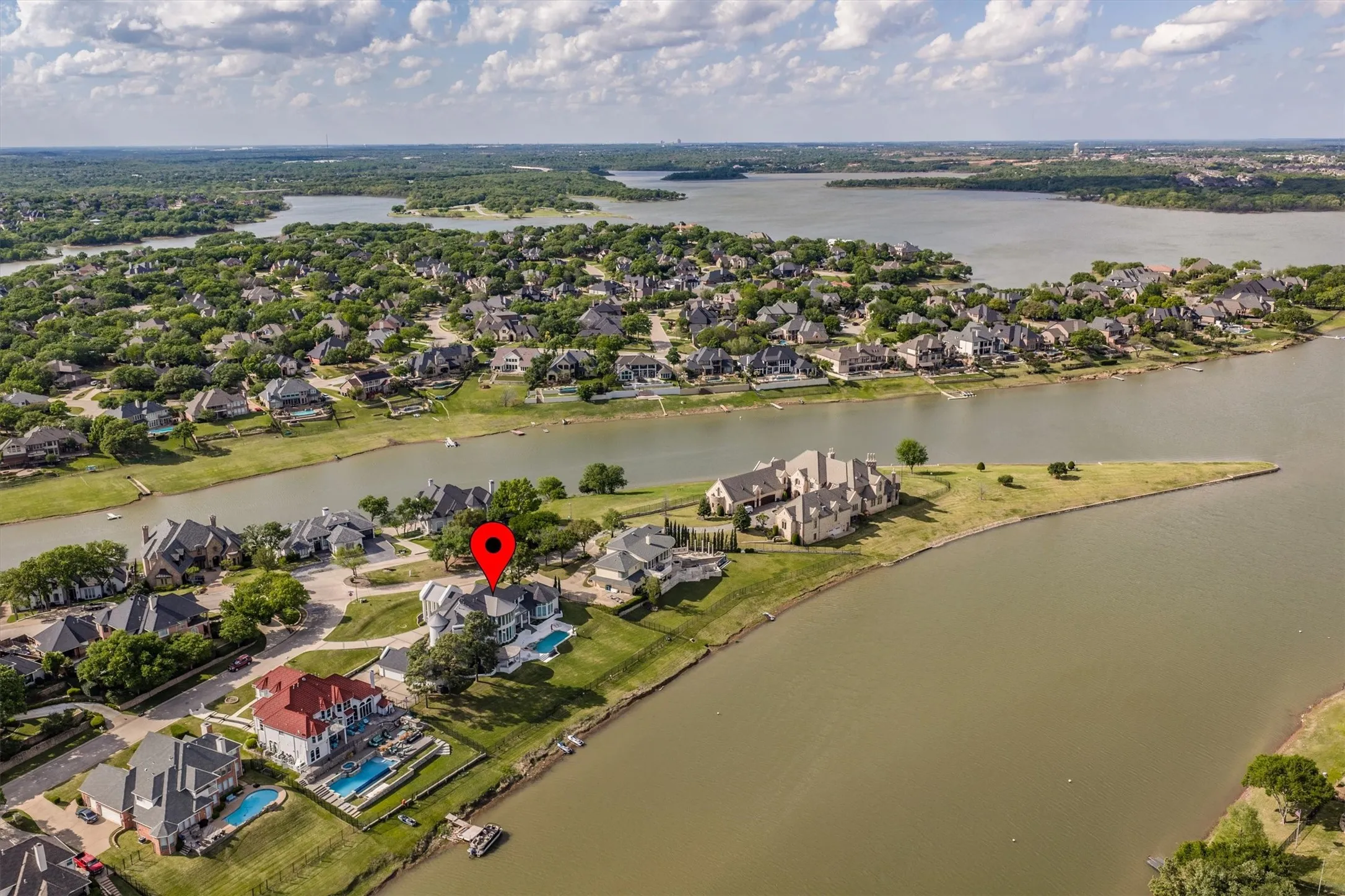 Shores that invite daily adventures and quiet reflection, just beyond the backyard.