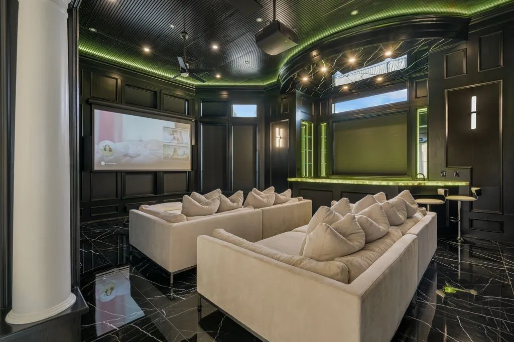 The professional media room offers acoustic soundproof ceiling.