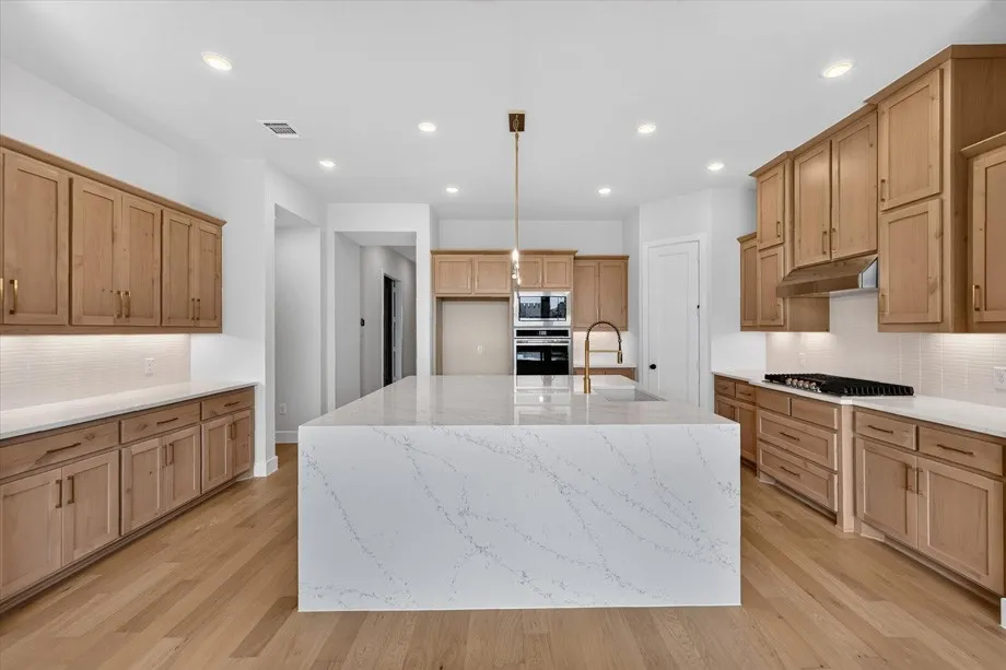 Single Family Residence For Sale in Denton County , 840 Heatherbrook Drive, Prosper, Texas 75078, 5 Bedroom, 7 Bathroom, 3 Garage spaces, 3,714 Sqft, built in 2026, New Construction - Incomplete, mls#21230192, Real Estate Agent in Prosper, Homes For Sale in Denton county, Homes For Sale in Prosper, Realtor in Prosper Texas, Real Estate Brokerage Independent Realty Texas, Luminita Cordes Realtor
