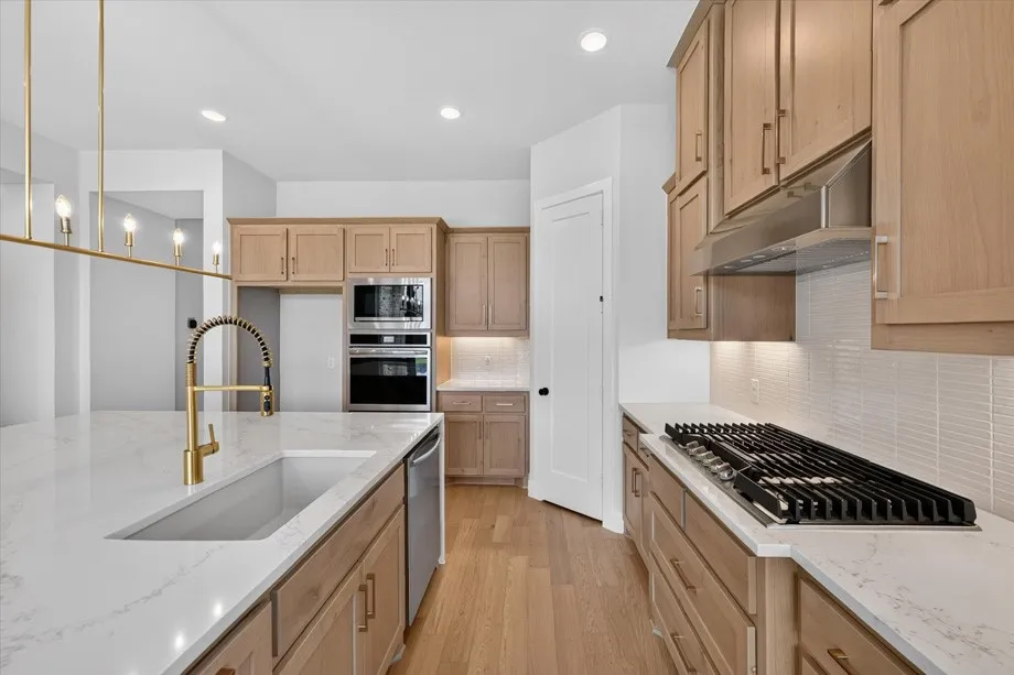 Single Family Residence For Sale in Denton County , 840 Heatherbrook Drive, Prosper, Texas 75078, 5 Bedroom, 7 Bathroom, 3 Garage spaces, 3,714 Sqft, built in 2026, New Construction - Incomplete, mls#21230192, Real Estate Agent in Prosper, Homes For Sale in Denton county, Homes For Sale in Prosper, Realtor in Prosper Texas, Real Estate Brokerage Independent Realty Texas, Luminita Cordes Realtor