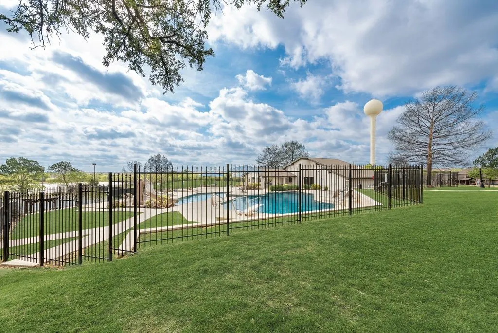 Community pools, lap pool, main pool and baby pool.