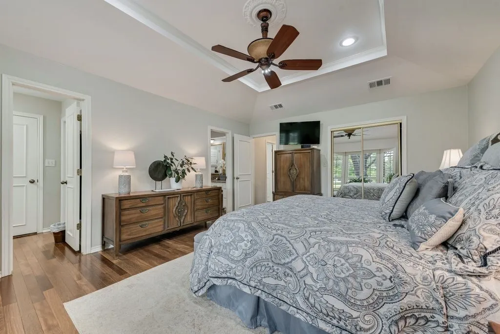 Single Family Residence For Sale in Collin County , 802 Riva Ridge, Lucas, Texas 75098, 4 Bedroom, 2 Bathroom, 2 Garage spaces, 2,017 Sqft, built in 1984, Preowned, mls#21230154, Real Estate Agent in Lucas, Homes For Sale in Collin county, Homes For Sale in Lucas, Realtor in Lucas Texas, Real Estate Brokerage Independent Realty Texas, Luminita Cordes Realtor