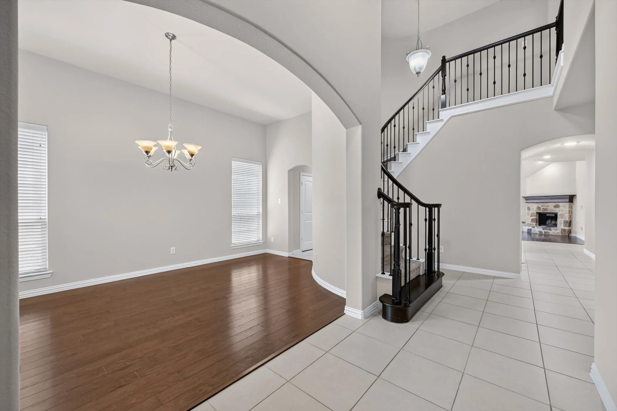 Single Family Residence For Rent in Collin County , 10513 Sedalia Drive, Mc Kinney, Texas 75072, 5 Bedroom, 4 Bathroom, 2 Garage spaces, 3,553 Sqft, built in 2011, Preowned, mls#21230302, Real Estate Agent in Mc Kinney, Homes For Rent in Collin county, Homes For Rent in Mc Kinney, Realtor in Mc Kinney Texas, Real Estate Brokerage Independent Realty Texas, Luminita Cordes Realtor