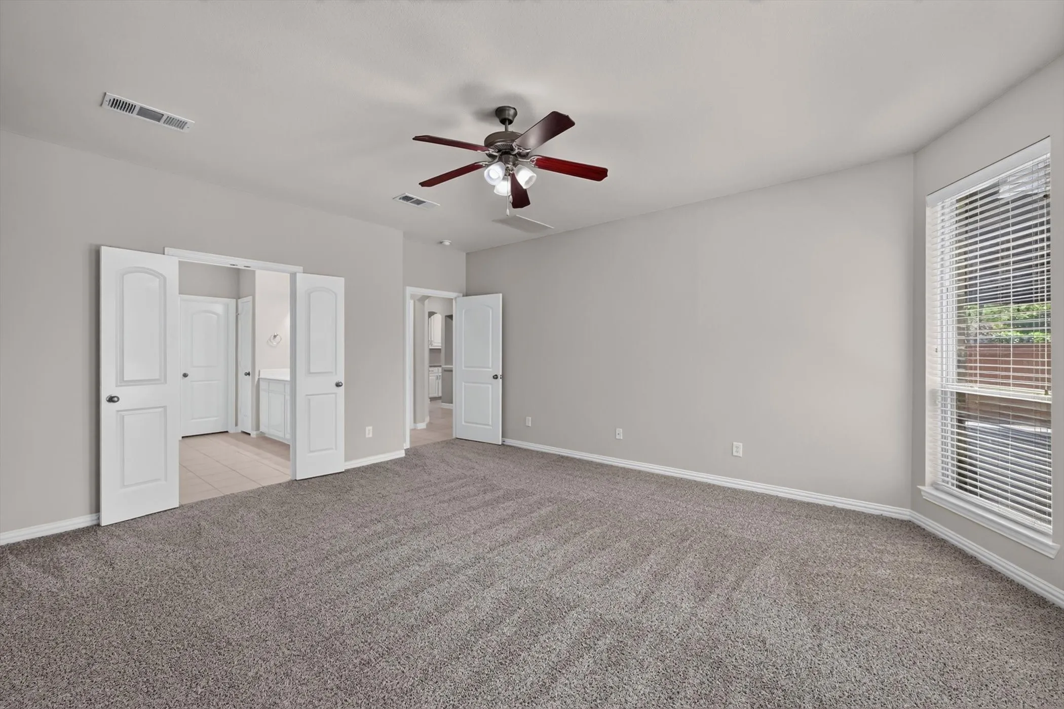 Single Family Residence For Rent in Collin County , 10513 Sedalia Drive, Mc Kinney, Texas 75072, 5 Bedroom, 4 Bathroom, 2 Garage spaces, 3,553 Sqft, built in 2011, Preowned, mls#21230302, Real Estate Agent in Mc Kinney, Homes For Rent in Collin county, Homes For Rent in Mc Kinney, Realtor in Mc Kinney Texas, Real Estate Brokerage Independent Realty Texas, Luminita Cordes Realtor