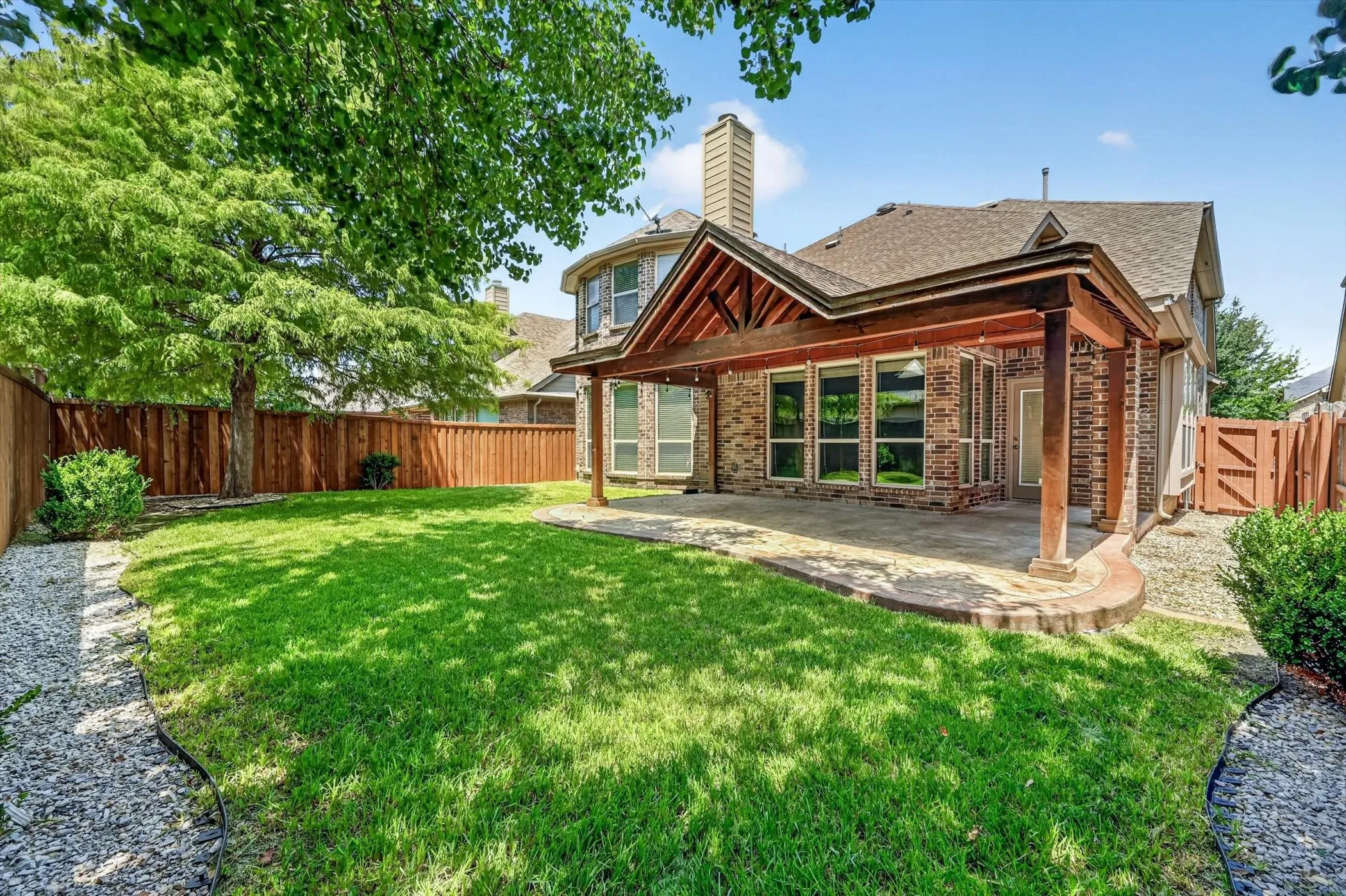 Single Family Residence For Rent in Collin County , 10513 Sedalia Drive, Mc Kinney, Texas 75072, 5 Bedroom, 4 Bathroom, 2 Garage spaces, 3,553 Sqft, built in 2011, Preowned, mls#21230302, Real Estate Agent in Mc Kinney, Homes For Rent in Collin county, Homes For Rent in Mc Kinney, Realtor in Mc Kinney Texas, Real Estate Brokerage Independent Realty Texas, Luminita Cordes Realtor