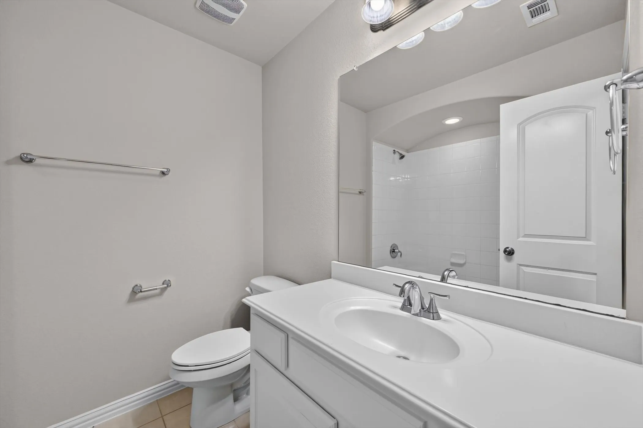 Single Family Residence For Rent in Collin County , 10513 Sedalia Drive, Mc Kinney, Texas 75072, 5 Bedroom, 4 Bathroom, 2 Garage spaces, 3,553 Sqft, built in 2011, Preowned, mls#21230302, Real Estate Agent in Mc Kinney, Homes For Rent in Collin county, Homes For Rent in Mc Kinney, Realtor in Mc Kinney Texas, Real Estate Brokerage Independent Realty Texas, Luminita Cordes Realtor