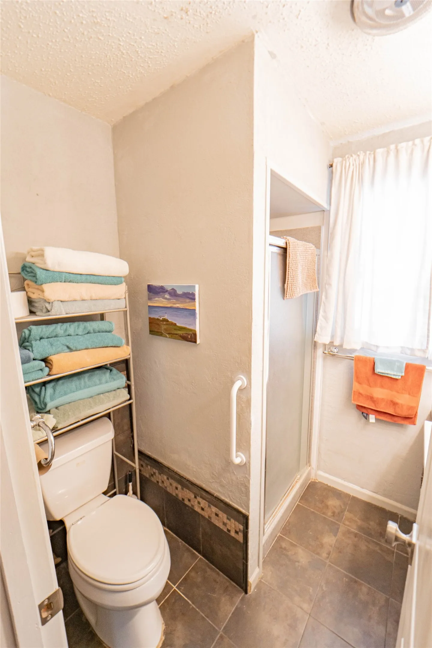 Full bathroom