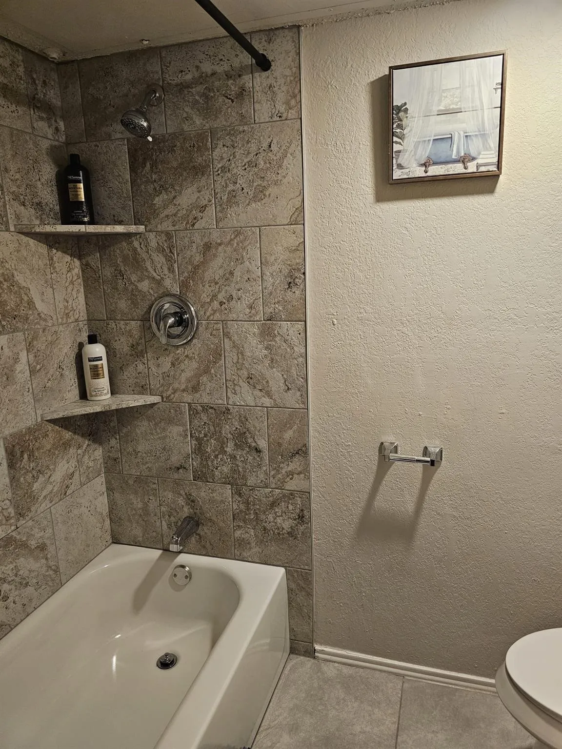 Condominium For Rent in Tarrant County , 1728 Crest Point Drive, Arlington, Texas 76012, 1 Bedroom, 1 Bathroom, Garage spaces, 641 Sqft, built in 1983, mls#21230398, Real Estate Agent in Arlington, Homes For Rent in Tarrant county, Homes For Rent in Arlington, Realtor in Arlington Texas, Real Estate Brokerage Independent Realty Texas, Luminita Cordes Realtor