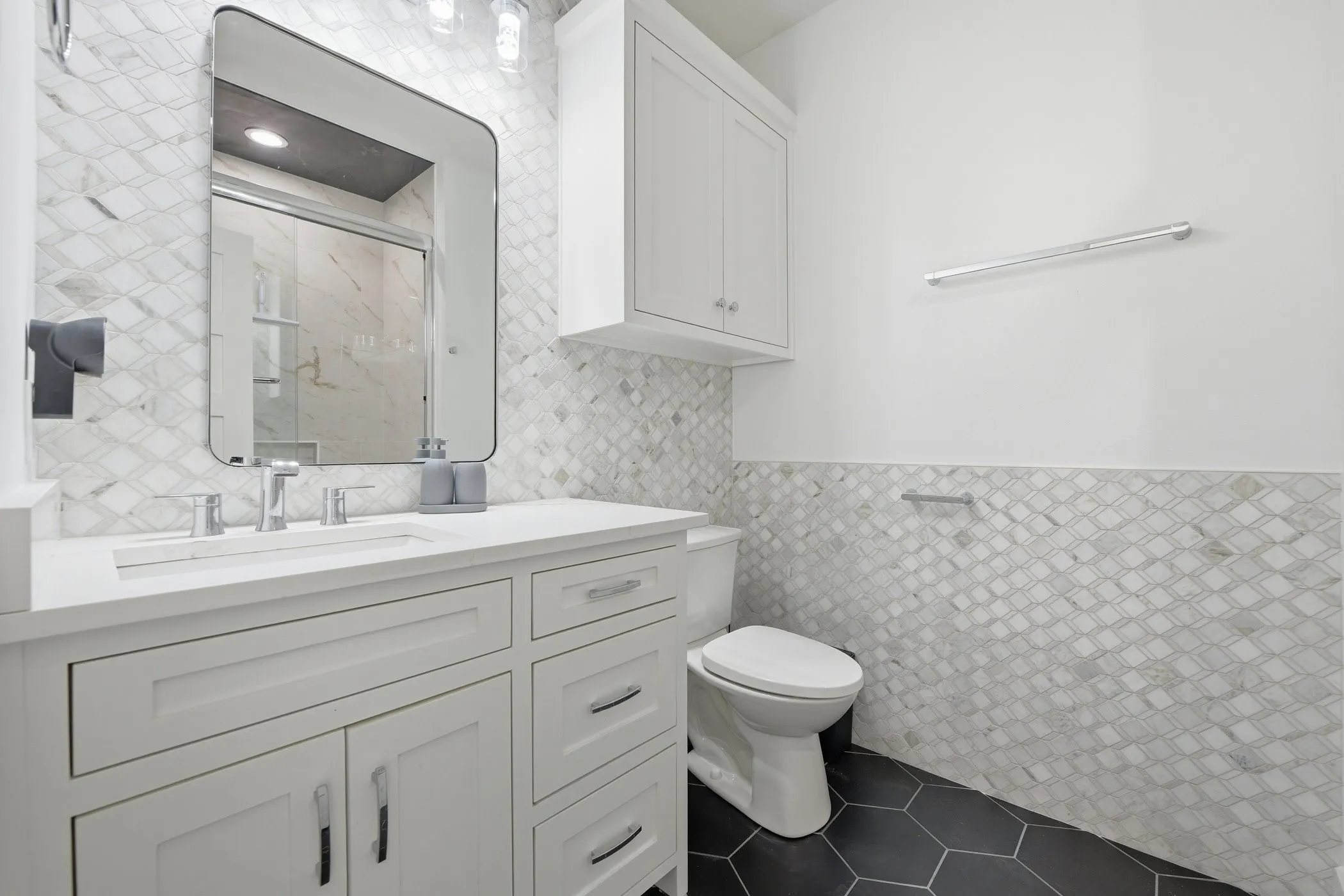Single Family Residence For Sale in Dallas County , 4002 Furey Street, Dallas, Texas 75212, 6 Bedroom, 6 Bathroom, 3 Garage spaces, 4,116 Sqft, built in 2023, mls#21230237, Real Estate Agent in Dallas, Homes For Sale in Dallas county, Homes For Sale in Dallas, Realtor in Dallas Texas, Real Estate Brokerage Independent Realty Texas, Luminita Cordes Realtor