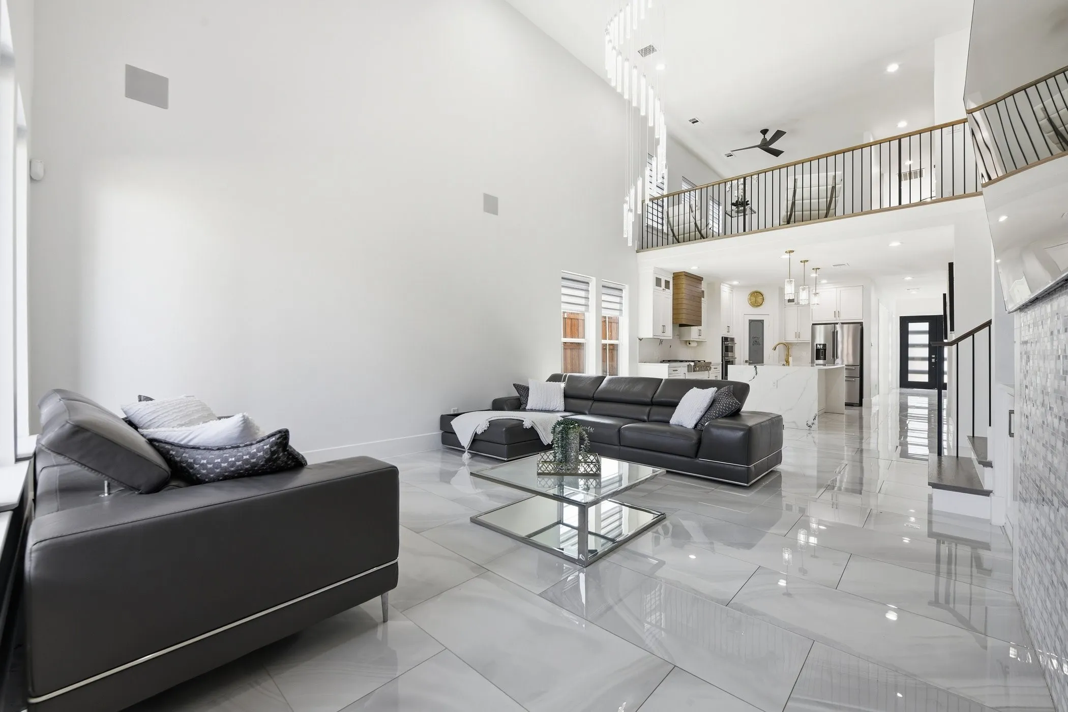 Single Family Residence For Sale in Dallas County , 4002 Furey Street, Dallas, Texas 75212, 6 Bedroom, 6 Bathroom, 3 Garage spaces, 4,116 Sqft, built in 2023, mls#21230237, Real Estate Agent in Dallas, Homes For Sale in Dallas county, Homes For Sale in Dallas, Realtor in Dallas Texas, Real Estate Brokerage Independent Realty Texas, Luminita Cordes Realtor