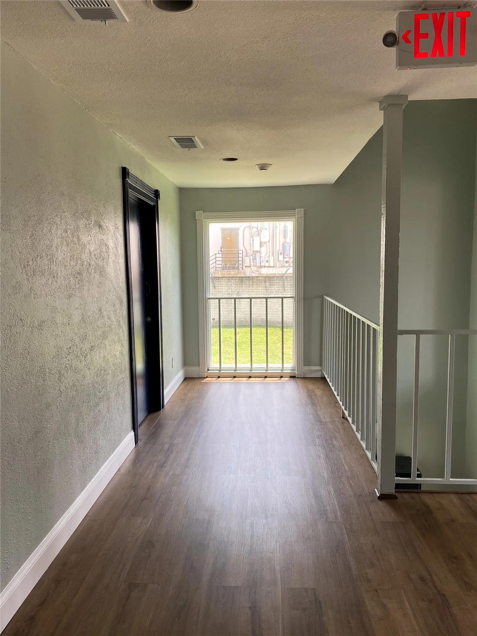 Condominium For Sale in Dallas County , 11460 Audelia Road 272, Dallas, Texas 75243, 2 Bedroom, 2 Bathroom, Garage spaces, 1,087 Sqft, built in 1980, mls#21230448, Real Estate Agent in Dallas, Homes For Sale in Dallas county, Homes For Sale in Dallas, Realtor in Dallas Texas, Real Estate Brokerage Independent Realty Texas, Luminita Cordes Realtor