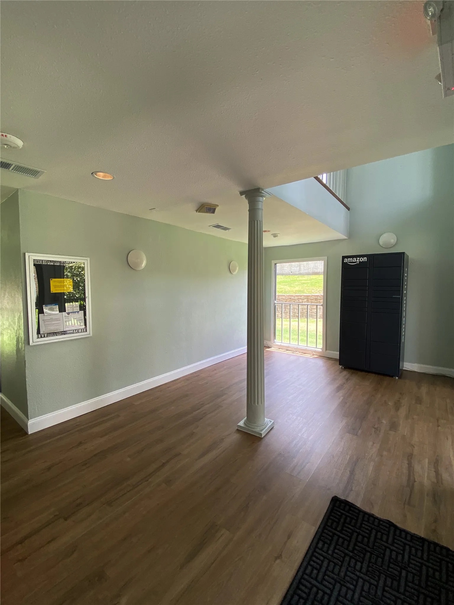 Condominium For Sale in Dallas County , 11460 Audelia Road 272, Dallas, Texas 75243, 2 Bedroom, 2 Bathroom, Garage spaces, 1,087 Sqft, built in 1980, mls#21230448, Real Estate Agent in Dallas, Homes For Sale in Dallas county, Homes For Sale in Dallas, Realtor in Dallas Texas, Real Estate Brokerage Independent Realty Texas, Luminita Cordes Realtor