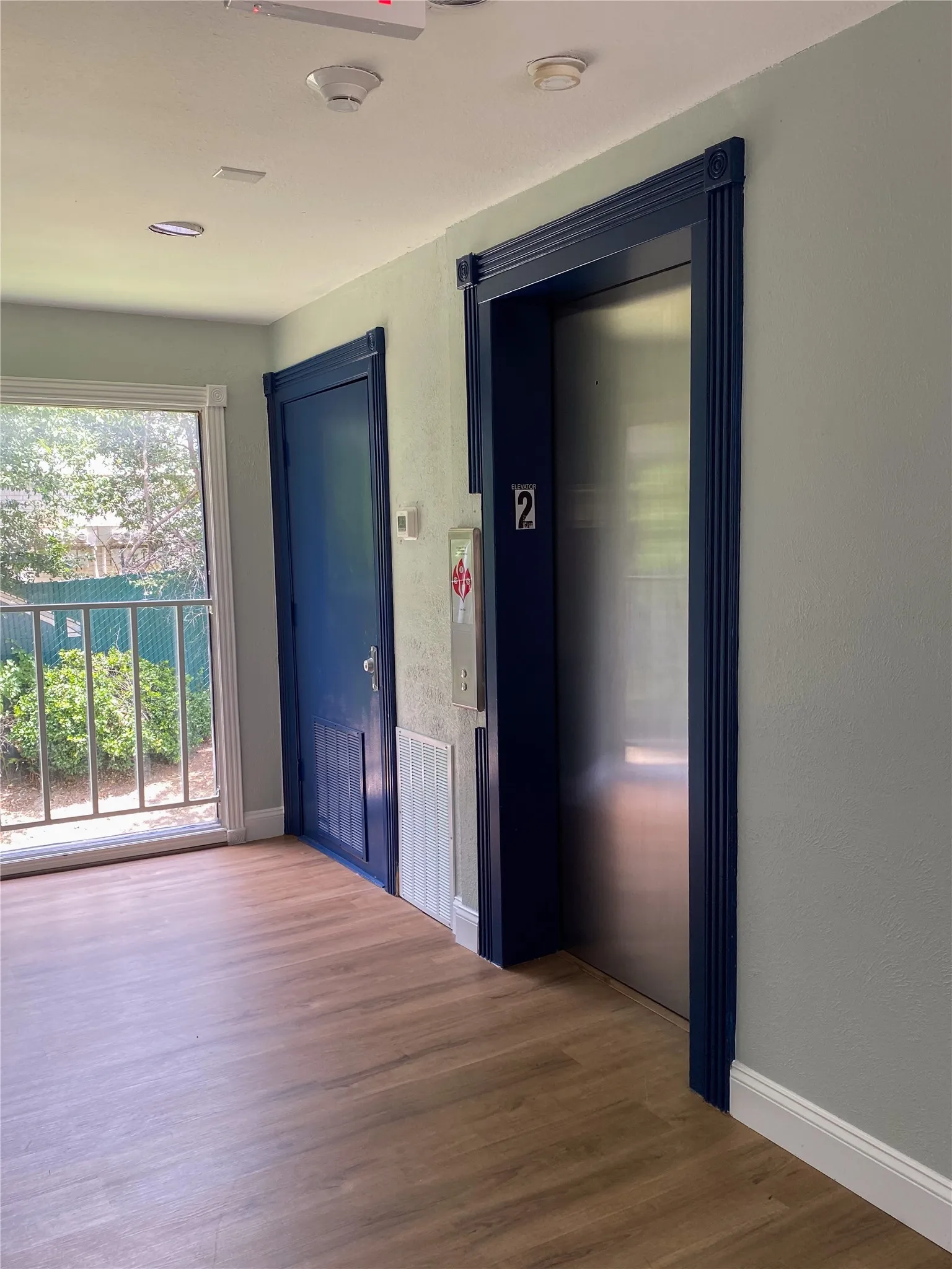 Condominium For Sale in Dallas County , 11460 Audelia Road 272, Dallas, Texas 75243, 2 Bedroom, 2 Bathroom, Garage spaces, 1,087 Sqft, built in 1980, mls#21230448, Real Estate Agent in Dallas, Homes For Sale in Dallas county, Homes For Sale in Dallas, Realtor in Dallas Texas, Real Estate Brokerage Independent Realty Texas, Luminita Cordes Realtor