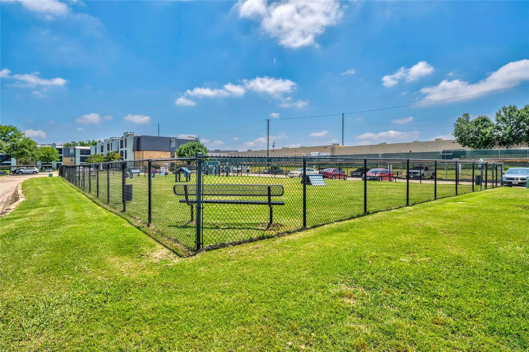 Condominium For Sale in Dallas County , 11460 Audelia Road 272, Dallas, Texas 75243, 2 Bedroom, 2 Bathroom, Garage spaces, 1,087 Sqft, built in 1980, mls#21230448, Real Estate Agent in Dallas, Homes For Sale in Dallas county, Homes For Sale in Dallas, Realtor in Dallas Texas, Real Estate Brokerage Independent Realty Texas, Luminita Cordes Realtor