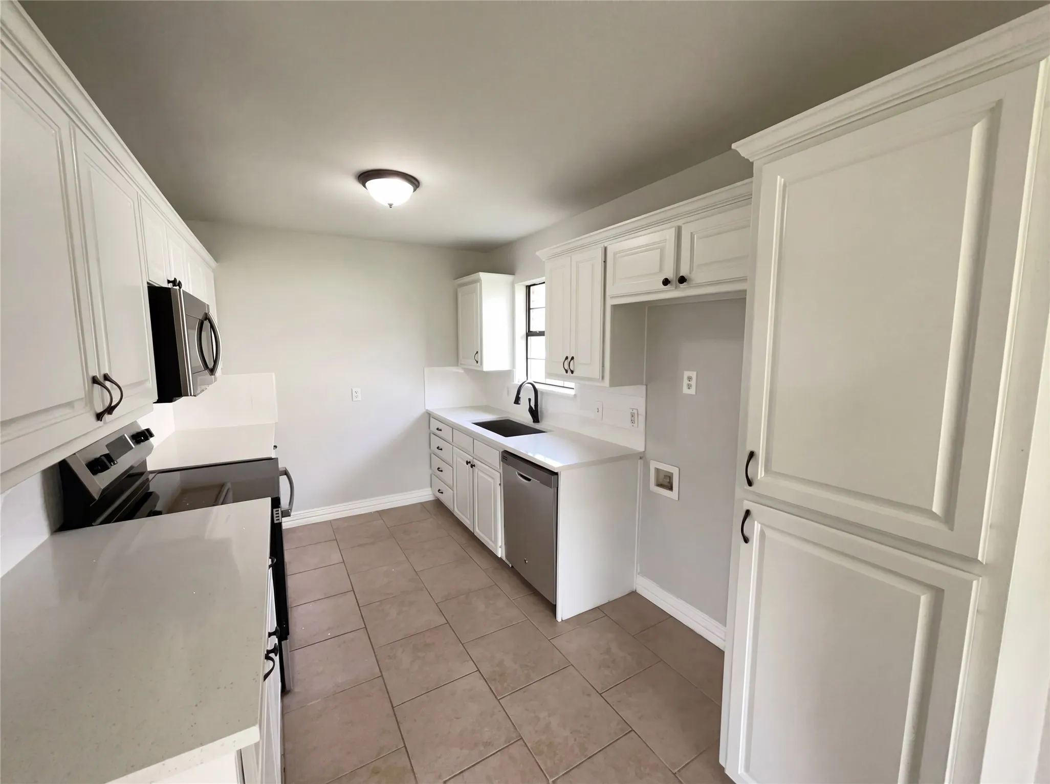 Single Family Residence For Sale in Denton County , 602 Torero Drive, Oak Point, Texas 75068, 3 Bedroom, 2 Bathroom, 2 Garage spaces, 1,269 Sqft, built in 1998, Preowned, mls#21230519, Real Estate Agent in Oak Point, Homes For Sale in Denton county, Homes For Sale in Oak Point, Realtor in Oak Point Texas, Real Estate Brokerage Independent Realty Texas, Luminita Cordes Realtor