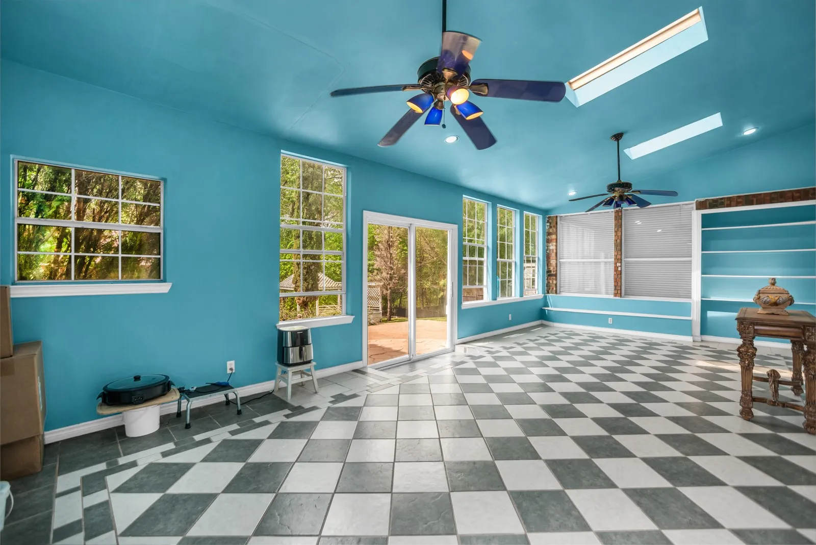Single Family Residence For Sale in Dallas County , 2106 Indian Trail, Rowlett, Texas 75088, 5 Bedroom, 4 Bathroom, 2 Garage spaces, 3,130 Sqft, built in 1999, Preowned, mls#21224415, Real Estate Agent in Rowlett, Homes For Sale in Dallas county, Homes For Sale in Rowlett, Realtor in Rowlett Texas, Real Estate Brokerage Independent Realty Texas, Luminita Cordes Realtor