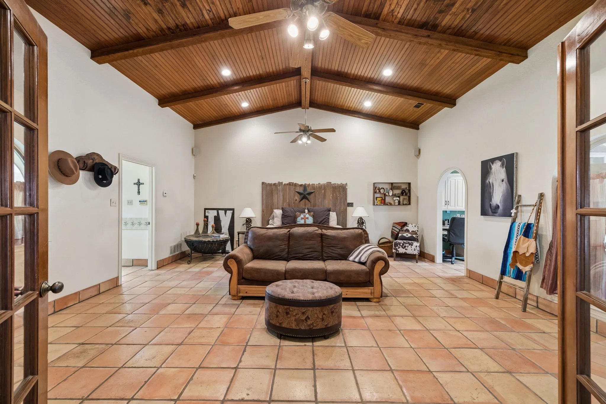 Huge master bedroom, vaulted wood-paneled ceiling with GORGEOUS wood ceiling