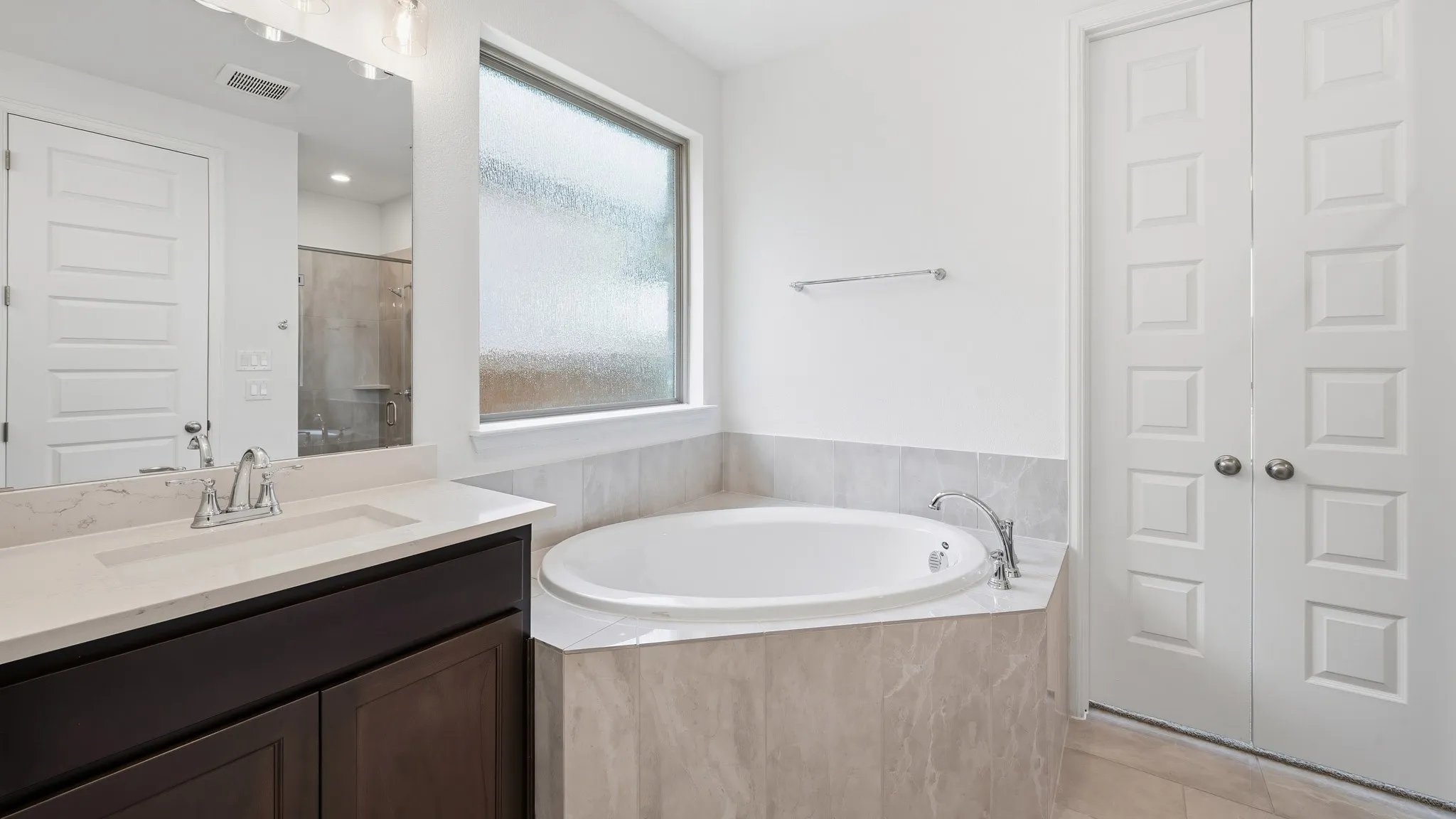 Single Family Residence For Sale in Collin County , 2712 Shady Branch Lane, Mc Kinney, Texas 75071, 3 Bedroom, 3 Bathroom, 2 Garage spaces, 1,950 Sqft, built in 2026, New Construction - Incomplete, mls#21230598, Real Estate Agent in Mc Kinney, Homes For Sale in Collin county, Homes For Sale in Mc Kinney, Realtor in Mc Kinney Texas, Real Estate Brokerage Independent Realty Texas, Luminita Cordes Realtor