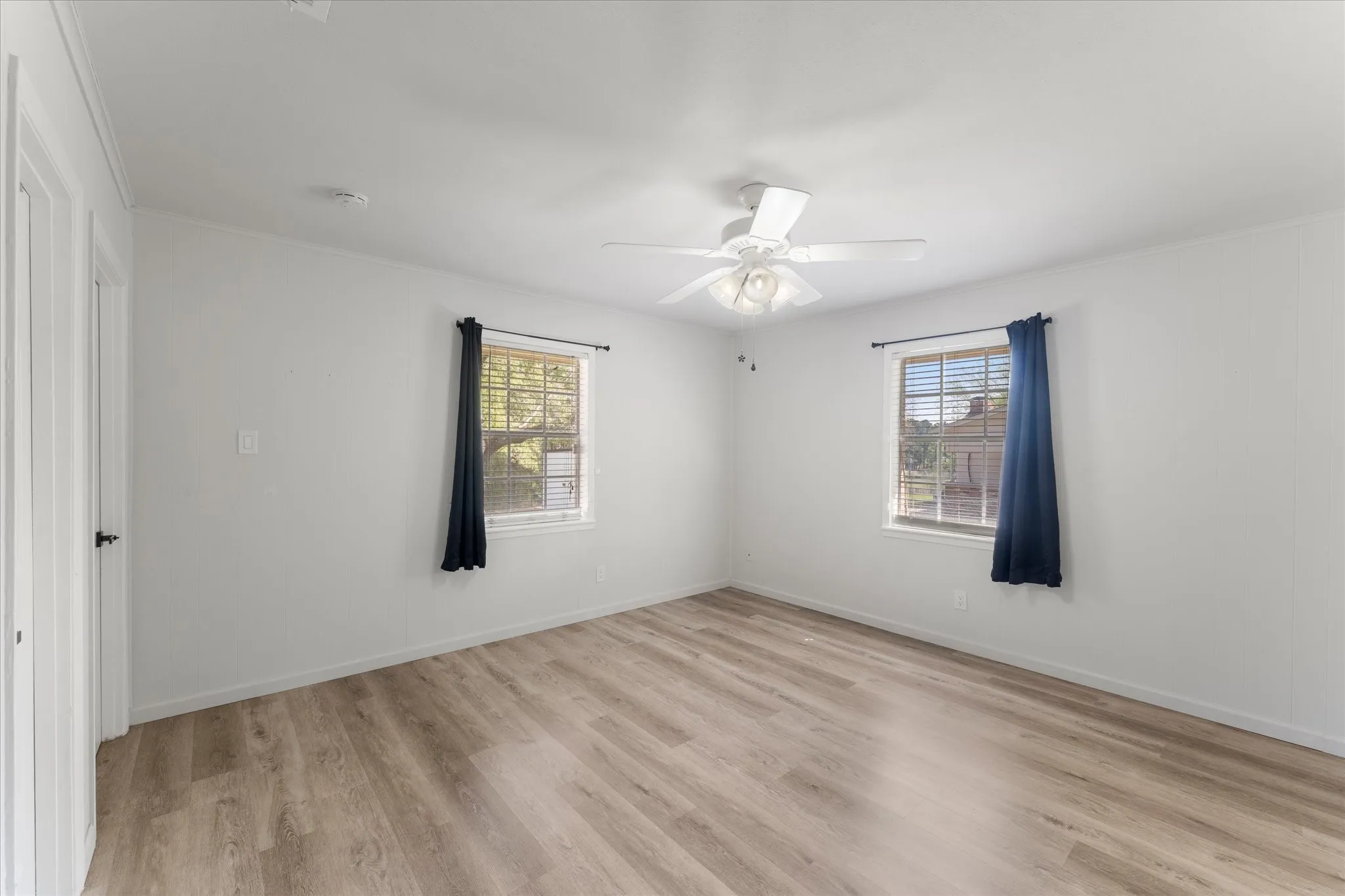 Single Family Residence For Sale in Wood County , 613 Graham Street, Mineola, Texas 75773, 3 Bedroom, 3 Bathroom, 2 Garage spaces, 1,985 Sqft, built in 1960, mls#21230404, Real Estate Agent in Mineola, Homes For Sale in Wood county, Homes For Sale in Mineola, Realtor in Mineola Texas, Real Estate Brokerage Independent Realty Texas, Luminita Cordes Realtor