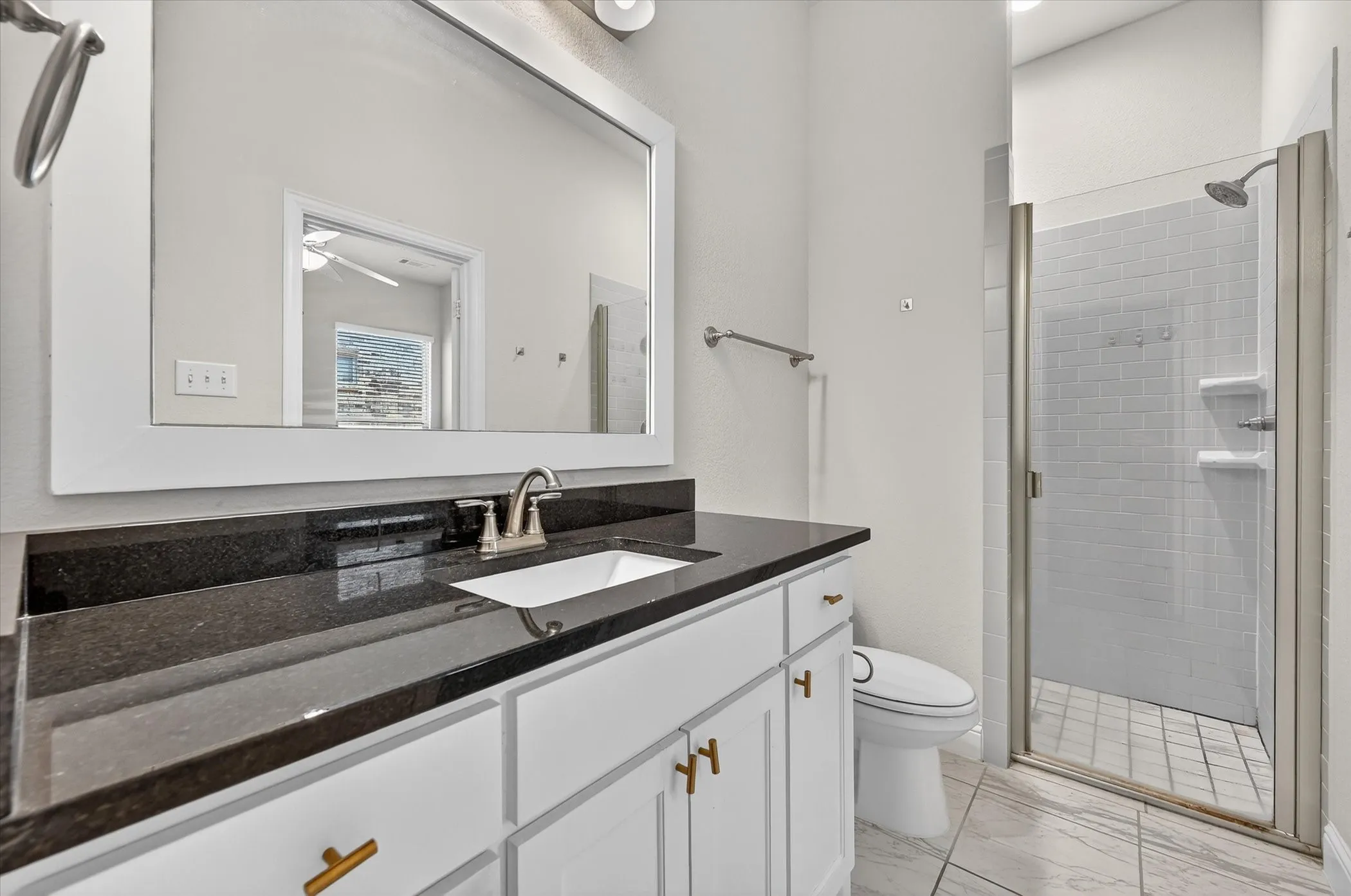 Townhouse For Sale in Tarrant County , 5407 Winged Foot Drive, Arlington, Texas 76017, 3 Bedroom, 3 Bathroom, 2 Garage spaces, 1,877 Sqft, built in 2021, Preowned, mls#21229506, Real Estate Agent in Arlington, Homes For Sale in Tarrant county, Homes For Sale in Arlington, Realtor in Arlington Texas, Real Estate Brokerage Independent Realty Texas, Luminita Cordes Realtor