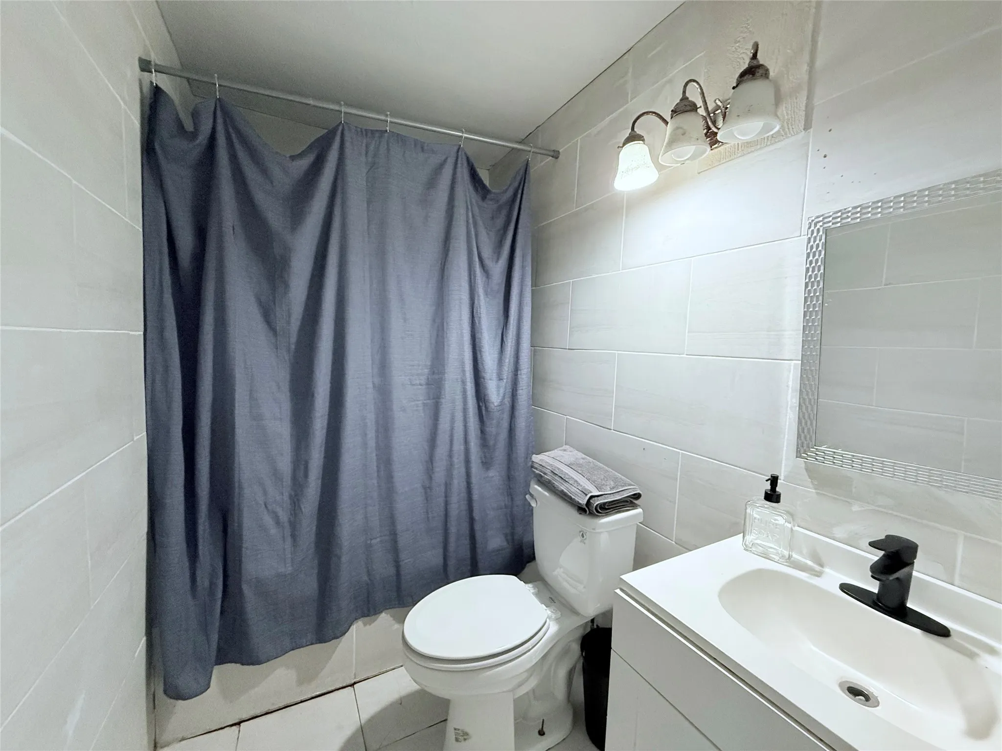 Single Family Residence For Sale in Dallas County , 7323 Red Bud Drive, Dallas, Texas 75227, 3 Bedrooms, 2 Bathrooms, Garage spaces, 1,548 Sqft, built in 1940, Price $251,888, mls#21230778, Real Estate Agent in Dallas, Homes For Sale in Dallas county, Homes For Sale in Dallas, Realtor in Dallas Texas, Real Estate Brokerage Independent Realty Texas, Luminita Cordes Realtor