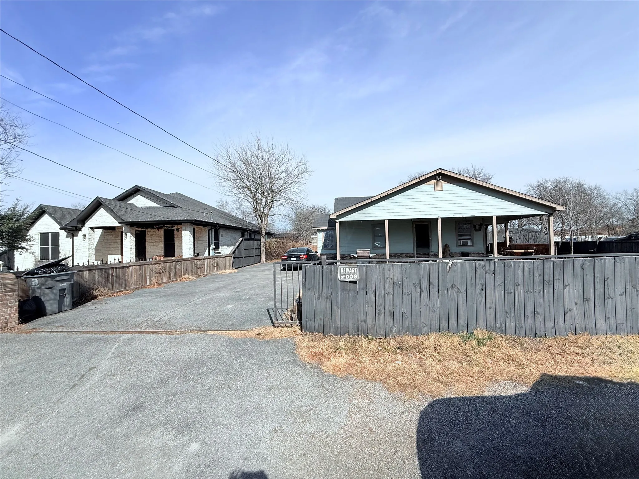 Single Family Residence For Sale in Dallas County , 7323 Red Bud Drive, Dallas, Texas 75227, 3 Bedrooms, 2 Bathrooms, Garage spaces, 1,548 Sqft, built in 1940, Price $251,888, mls#21230778, Real Estate Agent in Dallas, Homes For Sale in Dallas county, Homes For Sale in Dallas, Realtor in Dallas Texas, Real Estate Brokerage Independent Realty Texas, Luminita Cordes Realtor