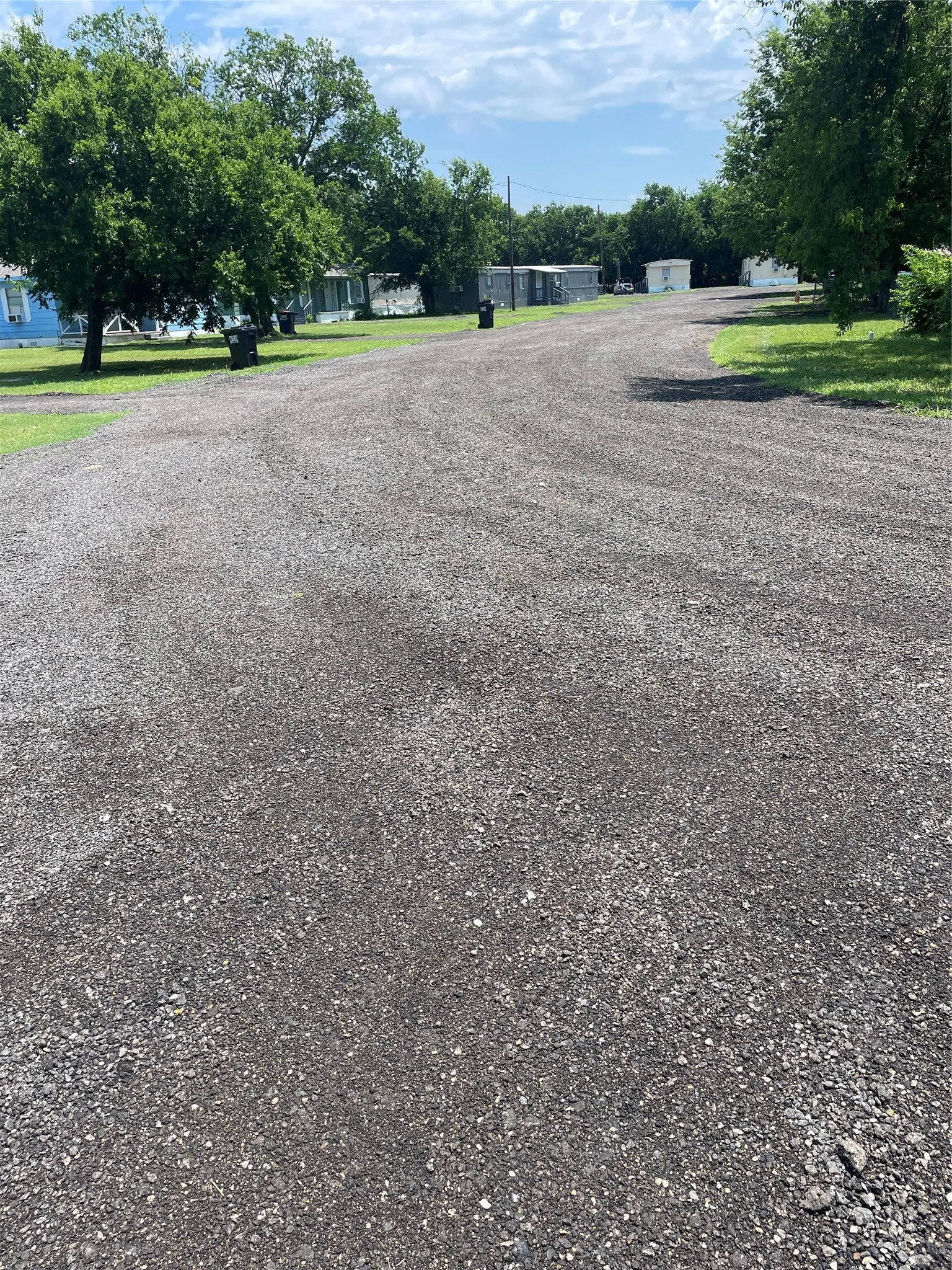 Mobile Home For Rent in Collin County , 1345 Genoveva Ln, Anna, Texas 75409, 3 Bedroom, 2 Bathroom, Garage spaces, 924 Sqft, built in 1985, mls#21230816, Real Estate Agent in Anna, Homes For Rent in Collin county, Homes For Rent in Anna, Realtor in Anna Texas, Real Estate Brokerage Independent Realty Texas, Luminita Cordes Realtor