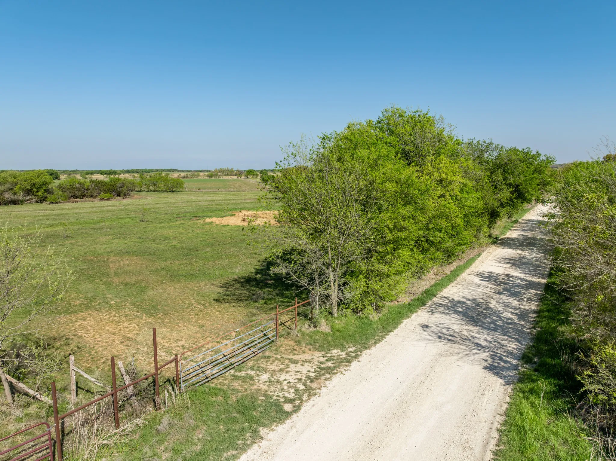 Ranch For Sale in Hill County , TBD HCR 1211, Whitney, Texas 76692, 0, 0, Garage spaces, 0 Sqft, built in 0, mls#21227055, Real Estate Agent in Whitney, Homes For Sale in Hill county, Homes For Sale in Whitney, Realtor in Whitney Texas, Real Estate Brokerage Independent Realty Texas, Luminita Cordes Realtor