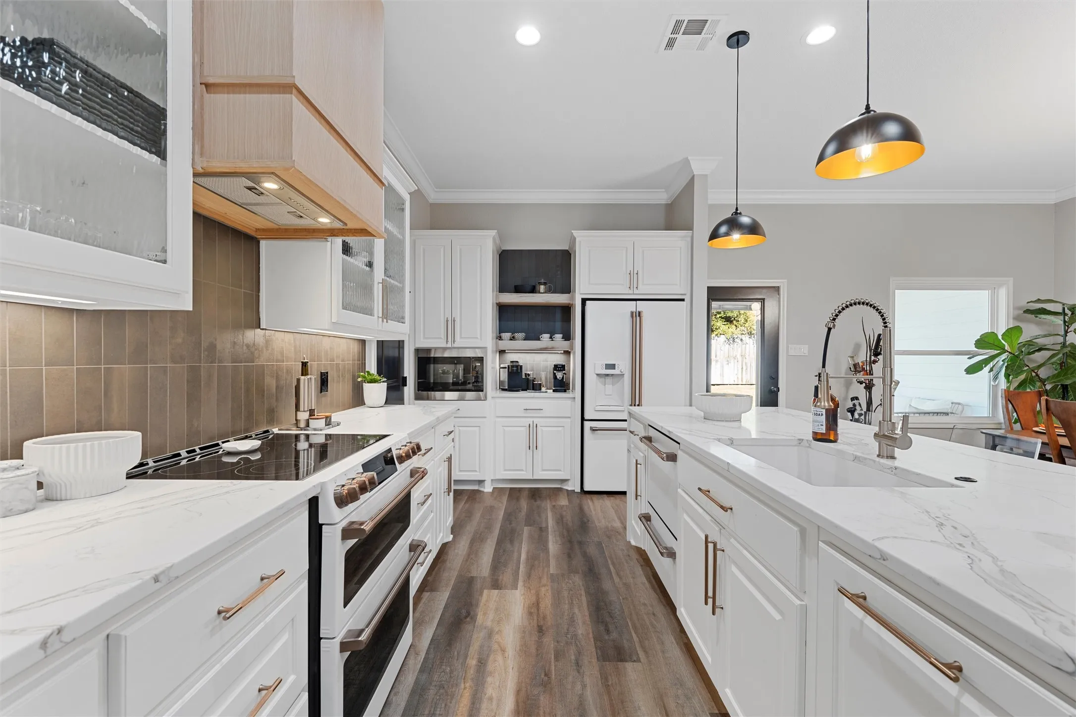 Single Family Residence For Sale in Mc Lennan County , 905 Day Star Drive, Hewitt, Texas 76643, 4 Bedroom, 3 Bathroom, 2 Garage spaces, 2,399 Sqft, built in 2023, Price $494,900, mls#21230922, Real Estate Agent in Hewitt, Homes For Sale in Mc Lennan county, Homes For Sale in Hewitt, Realtor in Hewitt Texas, Real Estate Brokerage Independent Realty Texas, Luminita Cordes Realtor