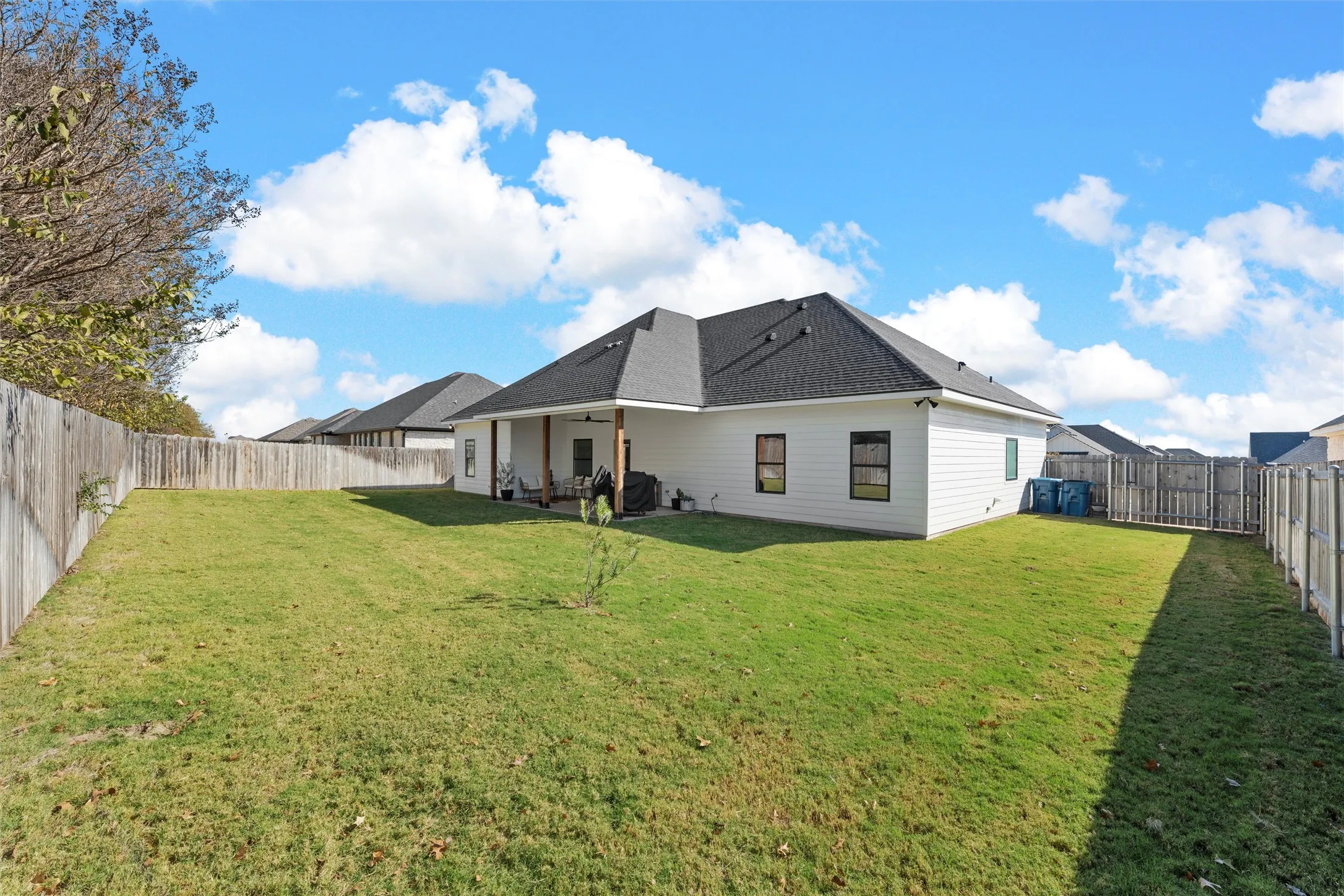 Single Family Residence For Sale in Mc Lennan County , 905 Day Star Drive, Hewitt, Texas 76643, 4 Bedroom, 3 Bathroom, 2 Garage spaces, 2,399 Sqft, built in 2023, Price $494,900, mls#21230922, Real Estate Agent in Hewitt, Homes For Sale in Mc Lennan county, Homes For Sale in Hewitt, Realtor in Hewitt Texas, Real Estate Brokerage Independent Realty Texas, Luminita Cordes Realtor