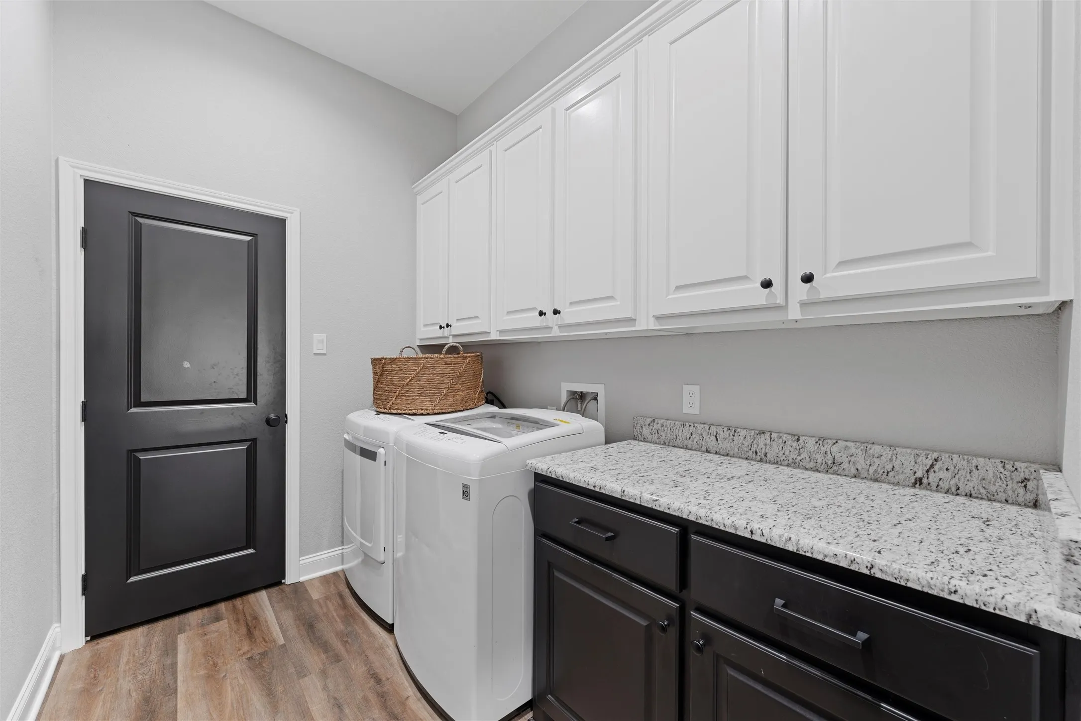 Single Family Residence For Sale in Mc Lennan County , 905 Day Star Drive, Hewitt, Texas 76643, 4 Bedroom, 3 Bathroom, 2 Garage spaces, 2,399 Sqft, built in 2023, Price $494,900, mls#21230922, Real Estate Agent in Hewitt, Homes For Sale in Mc Lennan county, Homes For Sale in Hewitt, Realtor in Hewitt Texas, Real Estate Brokerage Independent Realty Texas, Luminita Cordes Realtor
