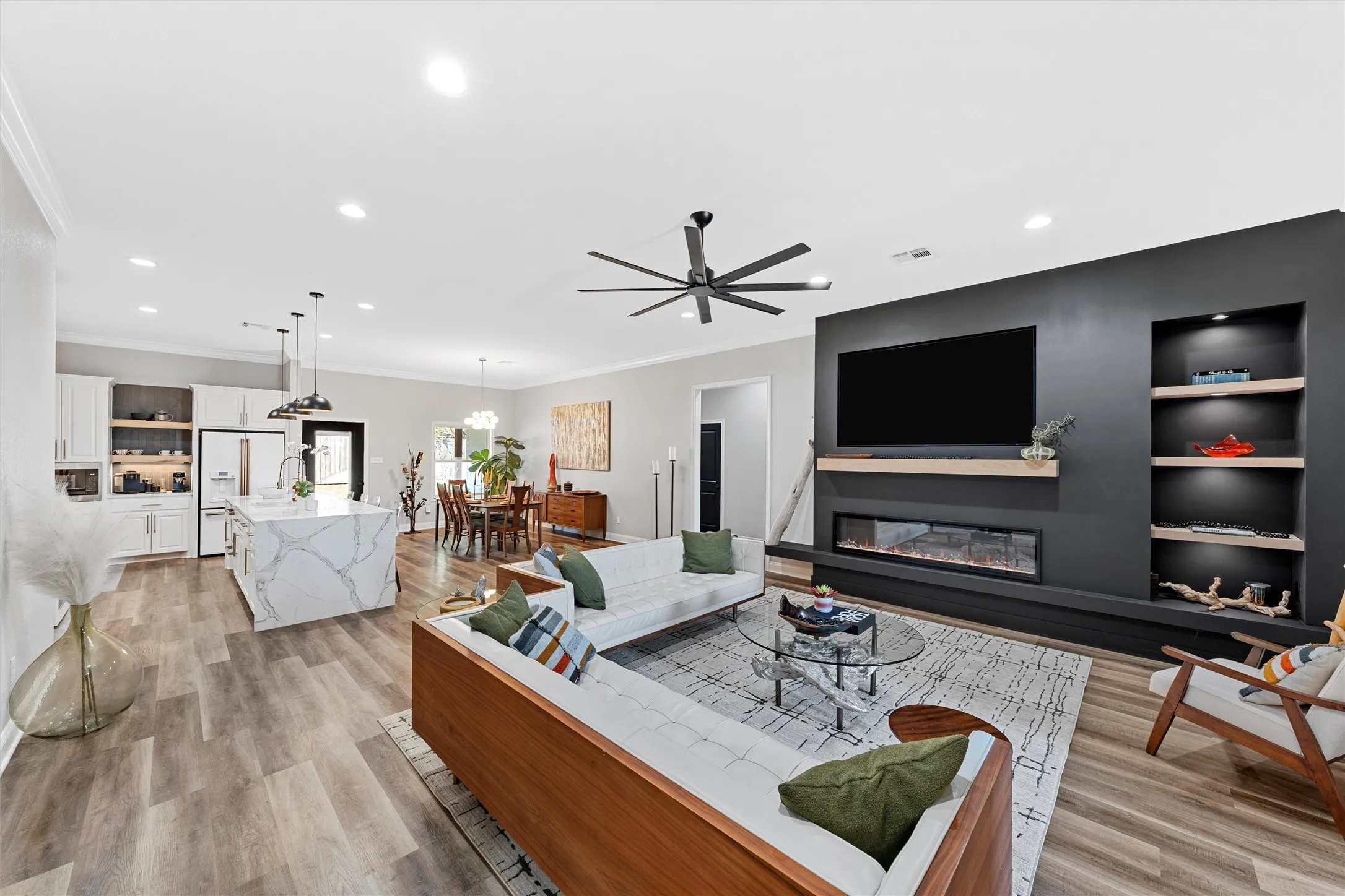Single Family Residence For Sale in Mc Lennan County , 905 Day Star Drive, Hewitt, Texas 76643, 4 Bedroom, 3 Bathroom, 2 Garage spaces, 2,399 Sqft, built in 2023, Price $494,900, mls#21230922, Real Estate Agent in Hewitt, Homes For Sale in Mc Lennan county, Homes For Sale in Hewitt, Realtor in Hewitt Texas, Real Estate Brokerage Independent Realty Texas, Luminita Cordes Realtor