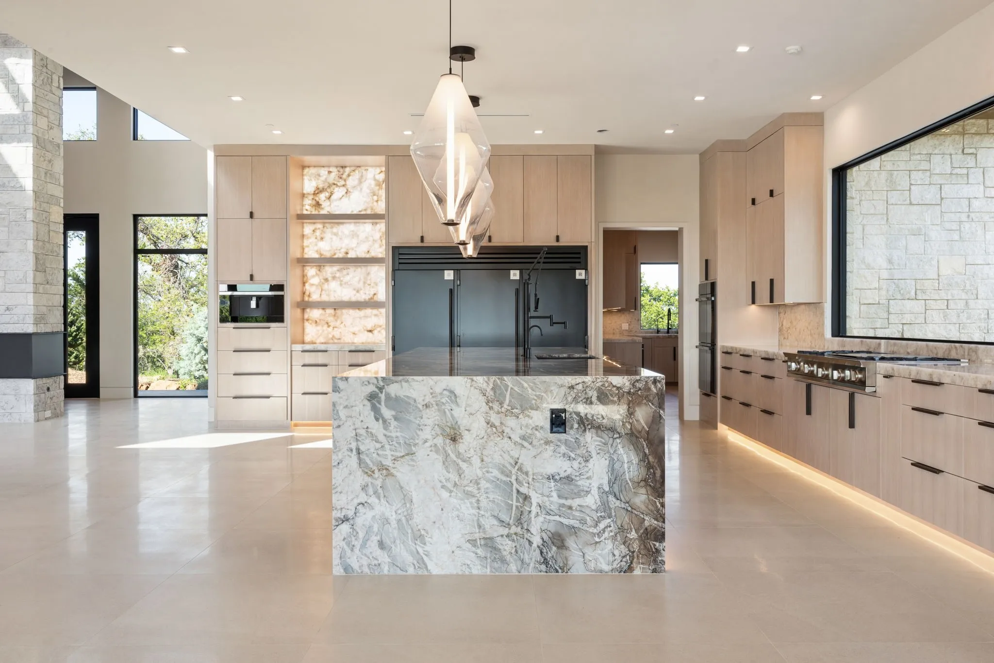 Single Family Residence For Sale in Denton County , 545 W Bob Jones Road, Southlake, Texas 76092, 6 Bedroom, 10 Bathroom, 7 Garage spaces, 12,046 Sqft, built in 2026, New Construction - Complete, mls#21230918, Real Estate Agent in Southlake, Homes For Sale in Denton county, Homes For Sale in Southlake, Realtor in Southlake Texas, Real Estate Brokerage Independent Realty Texas, Luminita Cordes Realtor